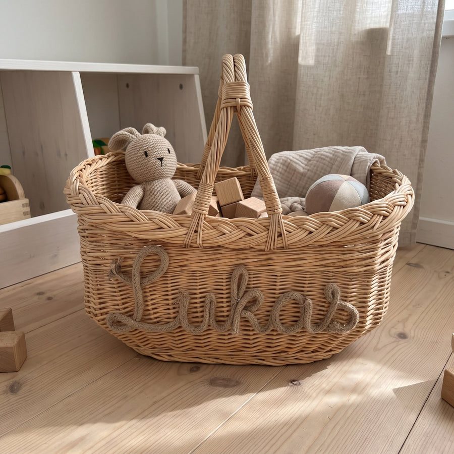 Vytelių pintinė su vardu Lukas