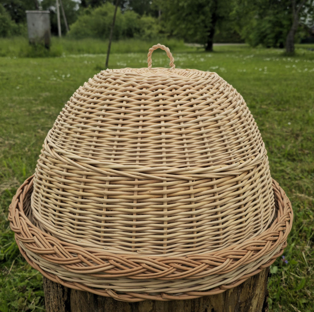 Rankų darbo pintas maisto dangtis su padėklu