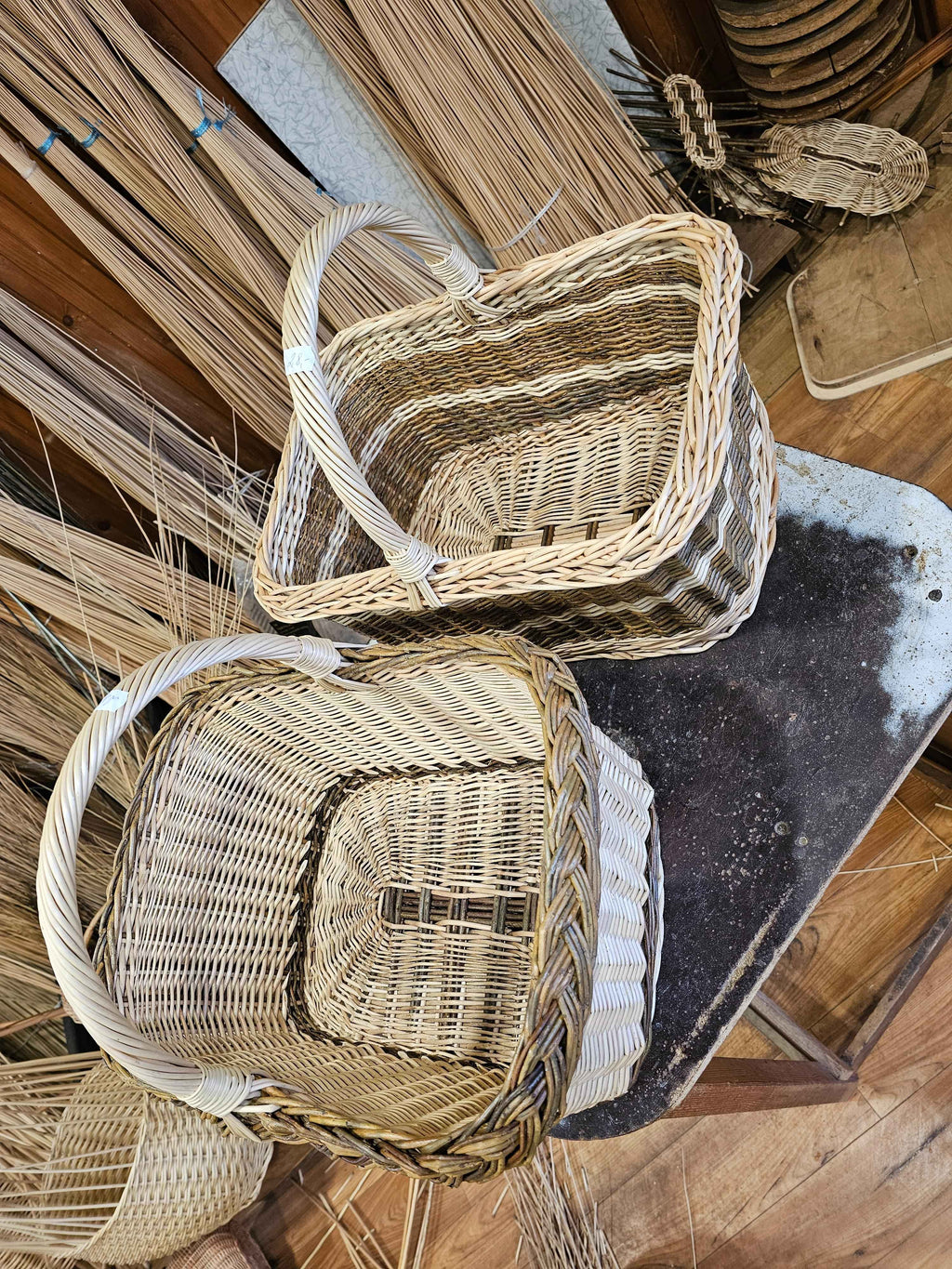 Wicker basket 022r