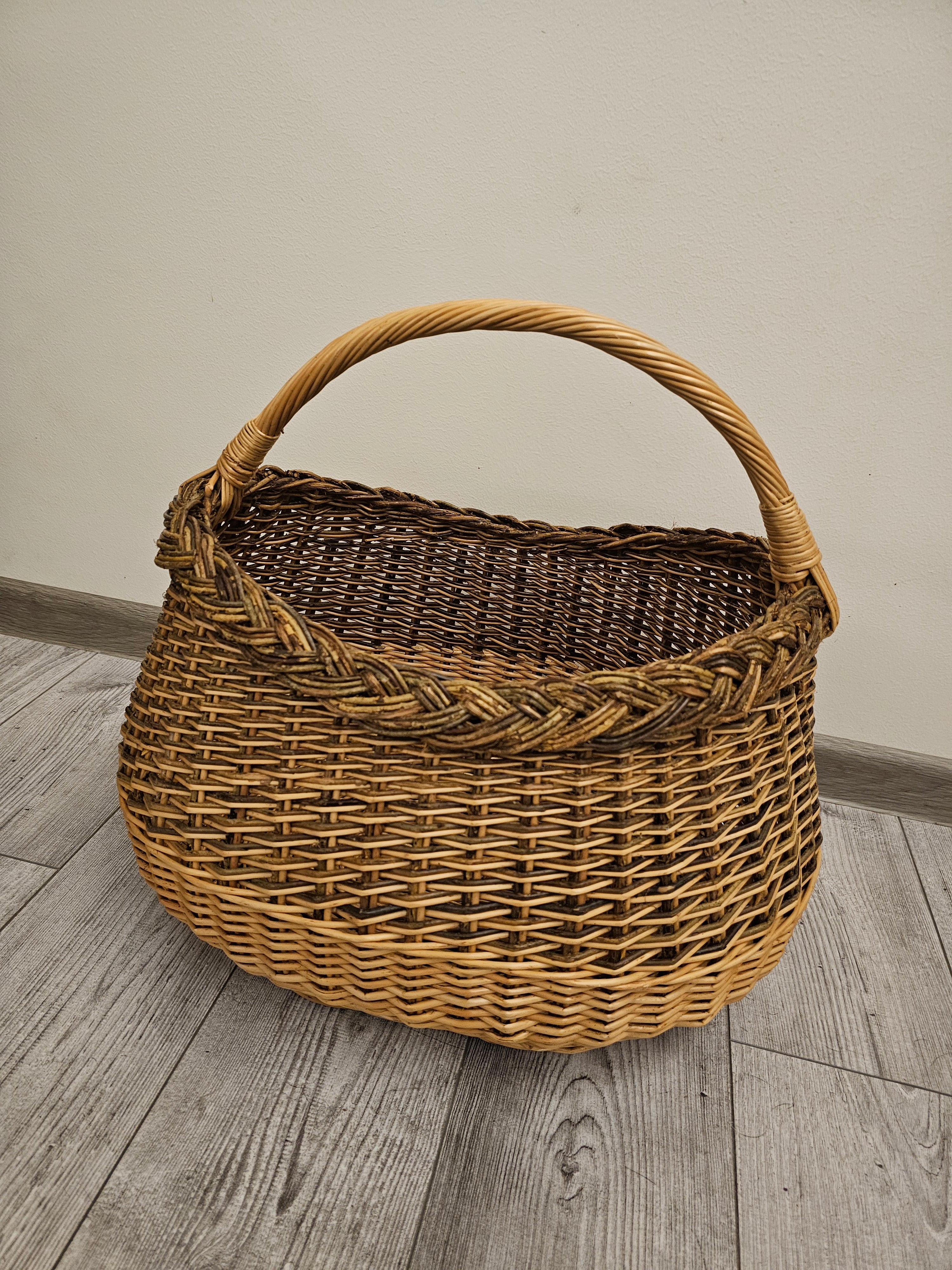 Pintinė 015r