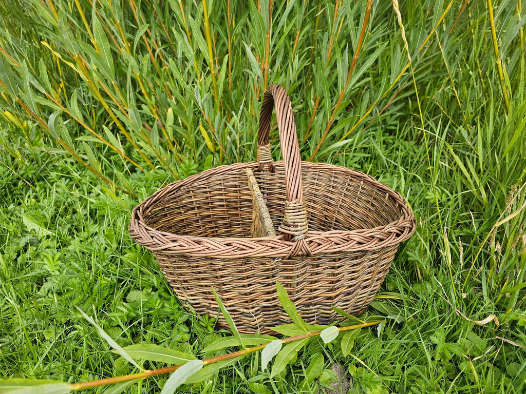 Wicker Picnic Basket with Divider