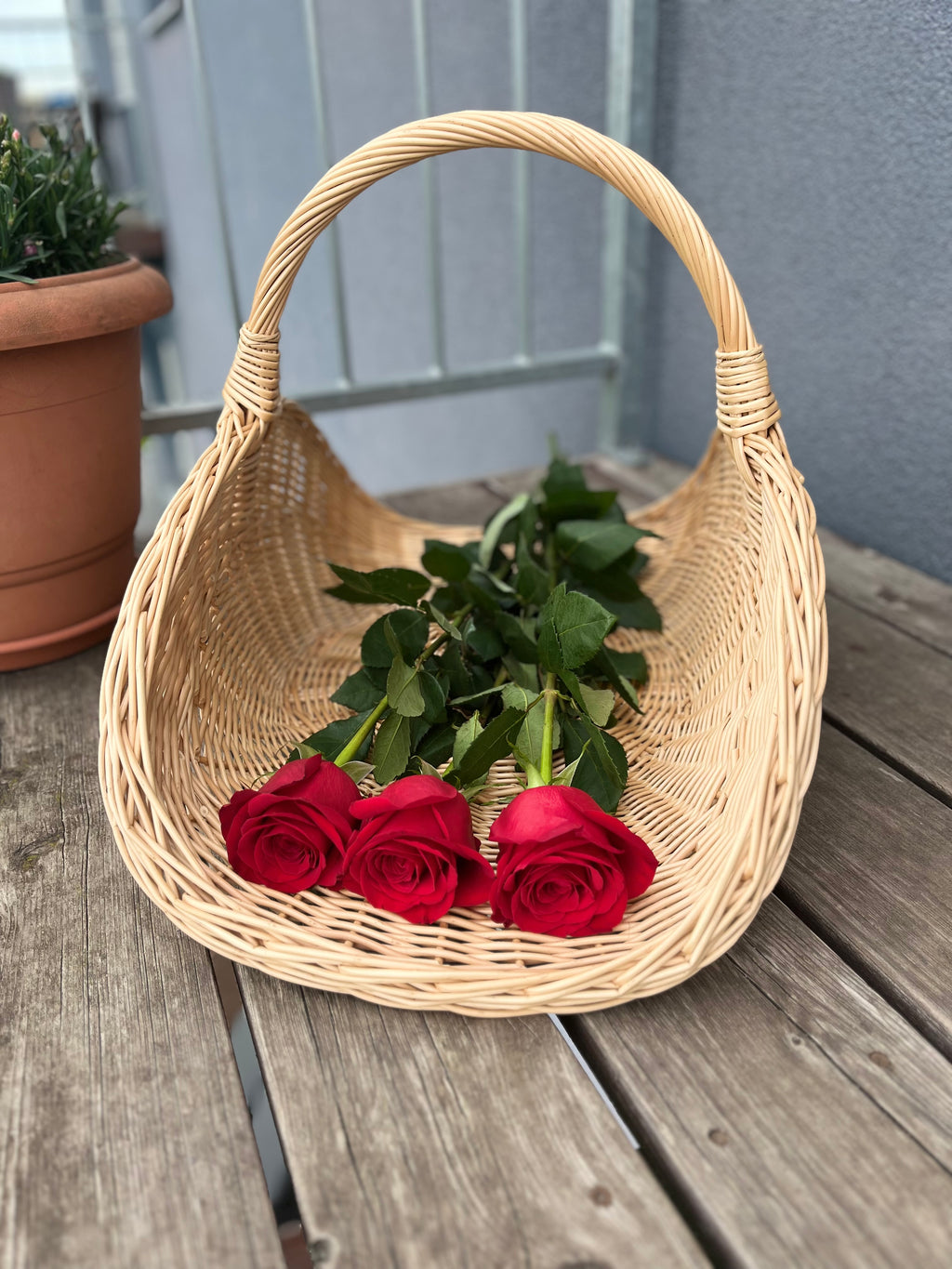 Gėlių pintinė 031b