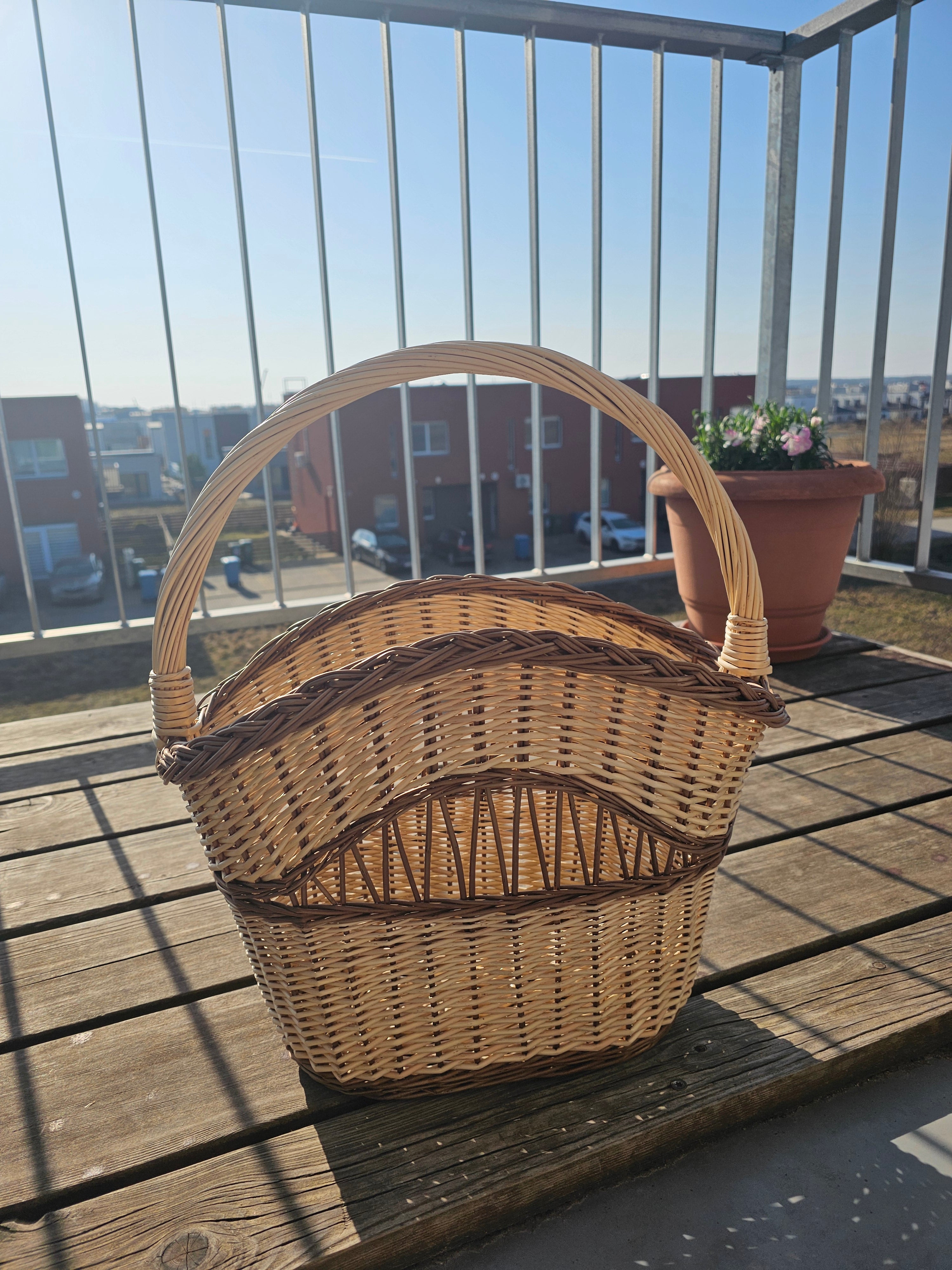 Dekoratyvinė pintinė — vytelių pintinė, 7 nuotrauka