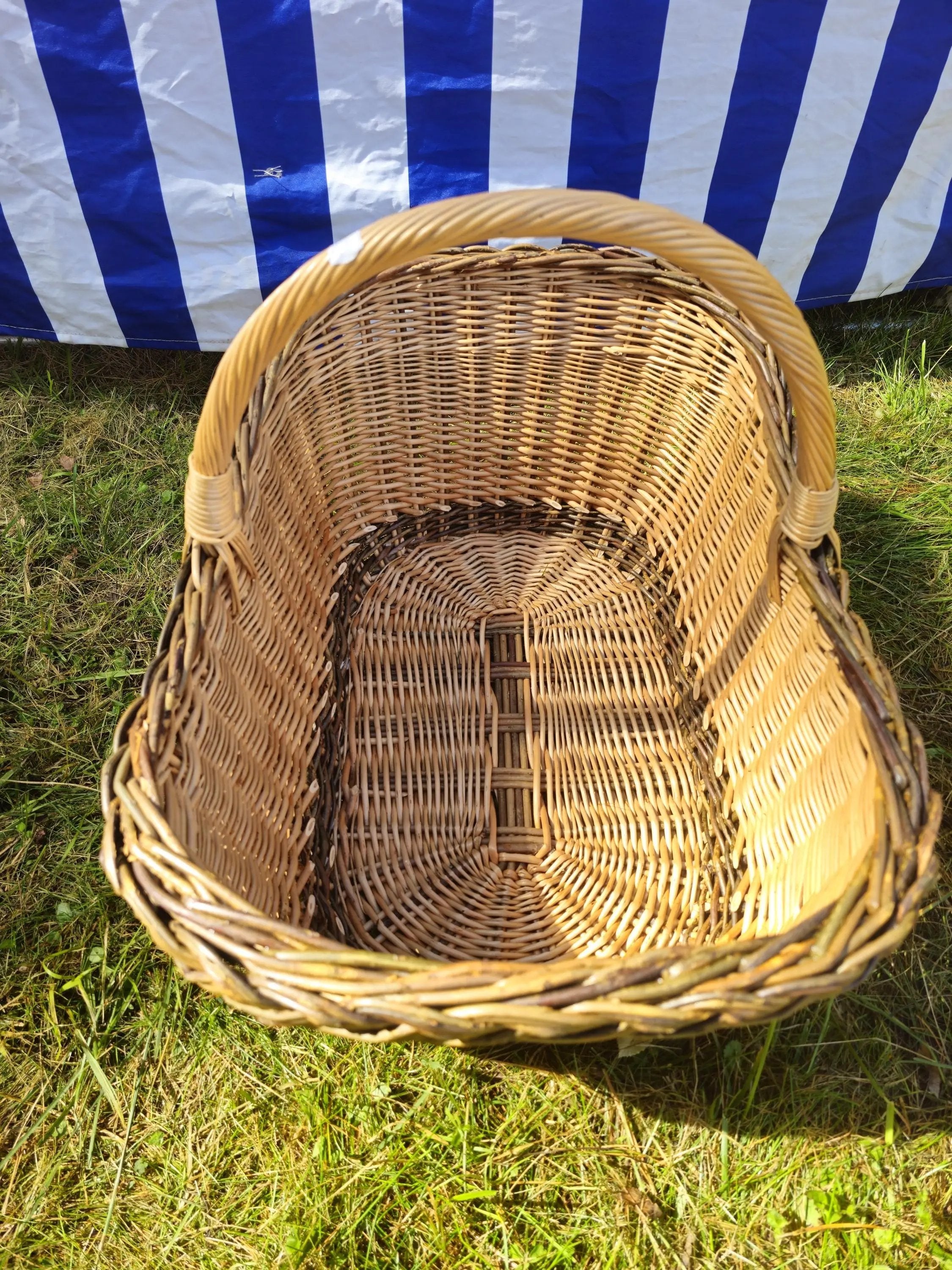Extra Large Wicker Basket – Handwoven Willow Storage Basket with Handle - NaturelyWoven