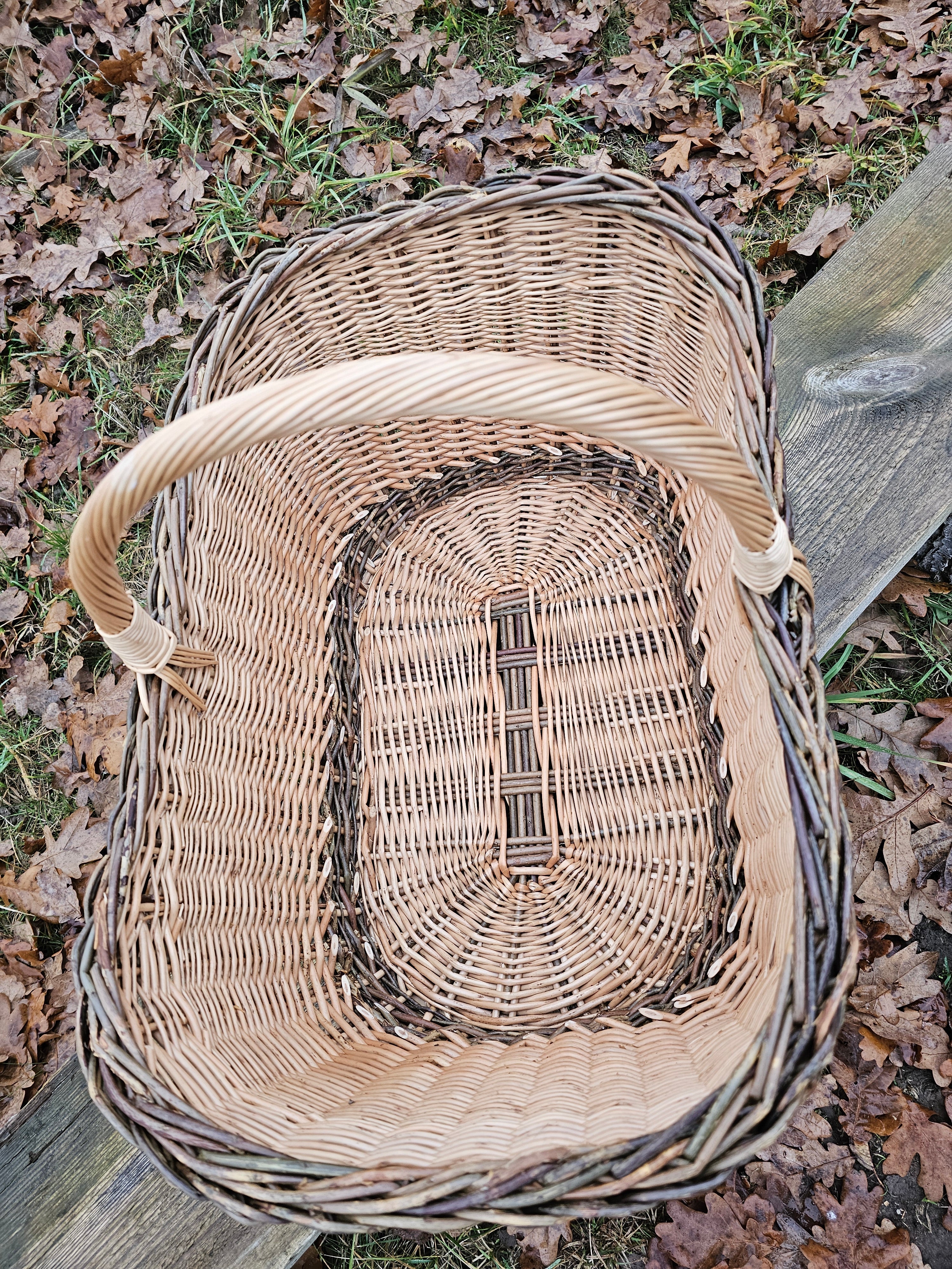 Extra Large Wicker Basket – Handwoven Willow Storage Basket with Handle - NaturelyWoven