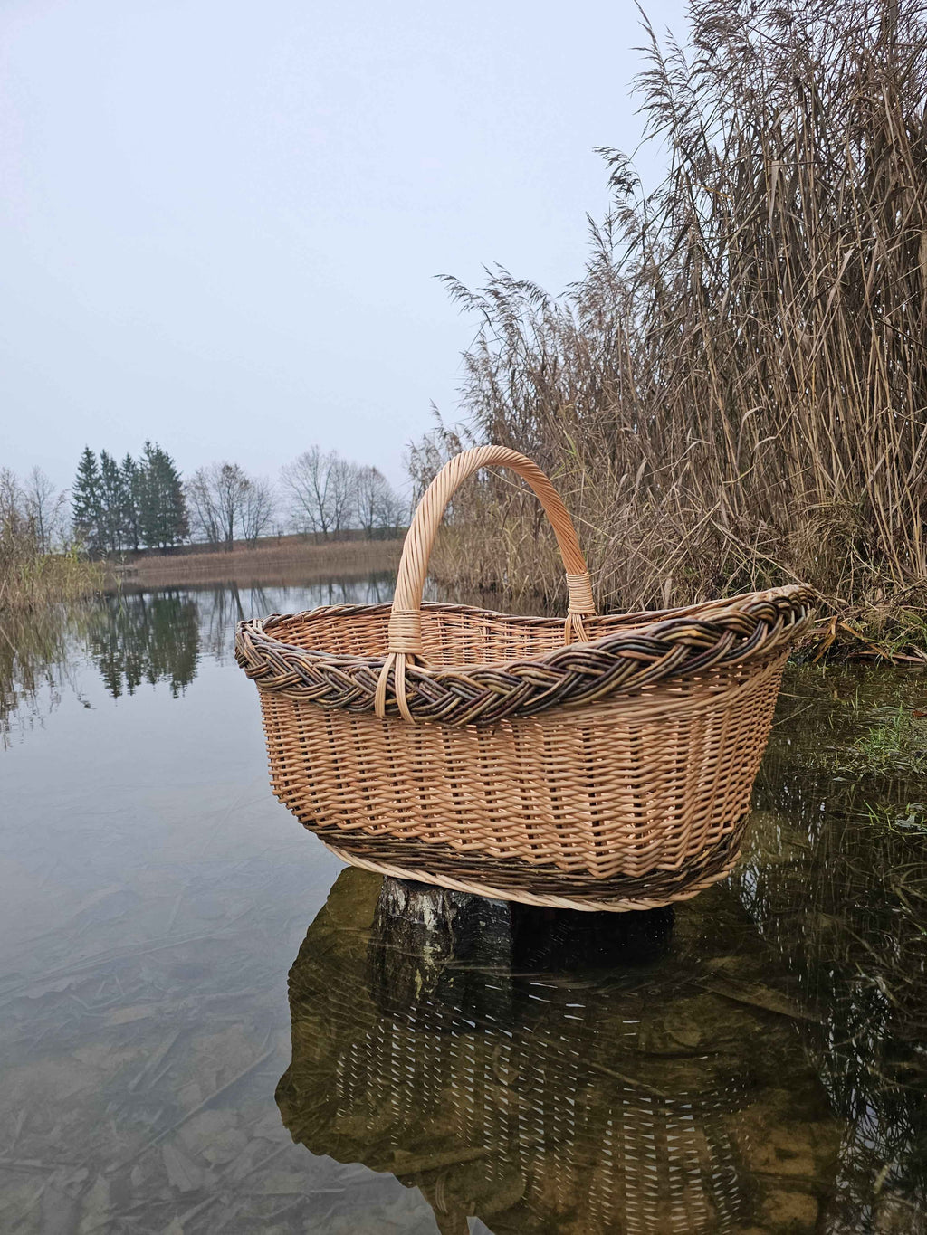 Wicker basket 014r - NaturelyWoven wicker - handmade