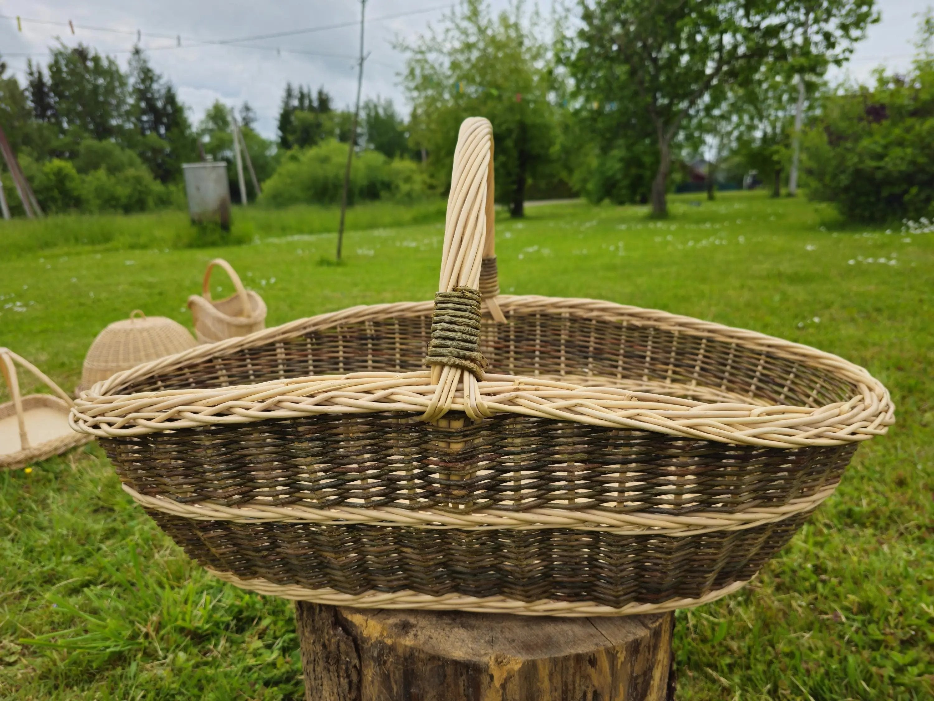 Extra Large Wicker Basket – Rustic Willow Basket With Sturdy Handle - NaturelyWoven