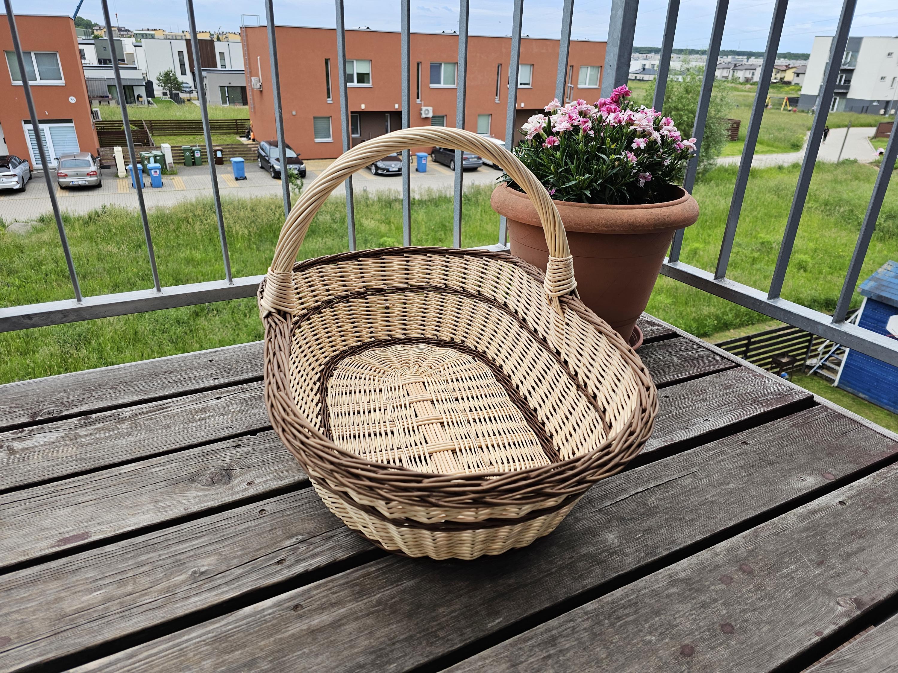 Ypač didelė auksinė malkų pintinė — vytelių pintinė, 6 nuotrauka