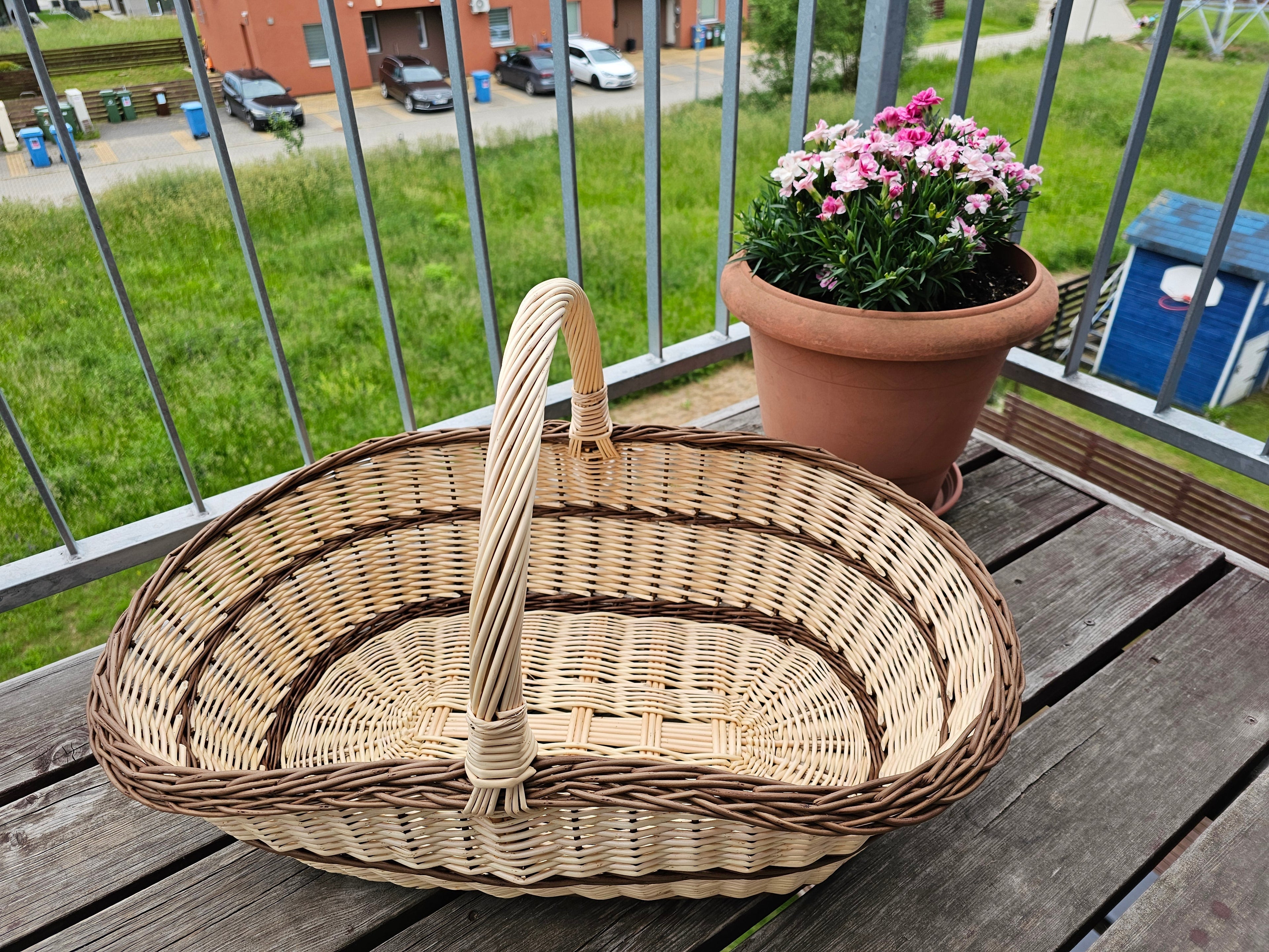 Ypač didelė auksinė malkų pintinė — vytelių pintinė, 8 nuotrauka