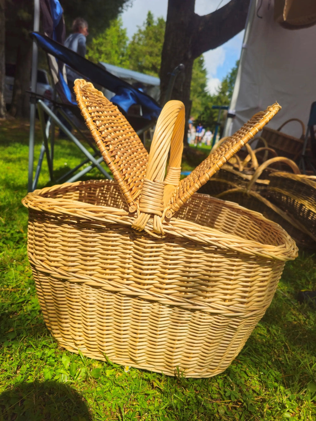 Handmade Picnic Basket – Large Wicker Double Lid Foraging & Herb Gathering - NaturelyWoven