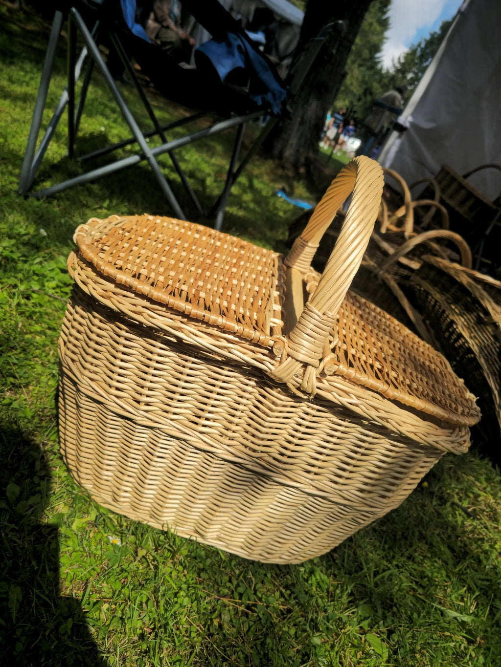 Handmade Picnic Basket – Large Wicker Double Lid Foraging & Herb Gathering - NaturelyWoven