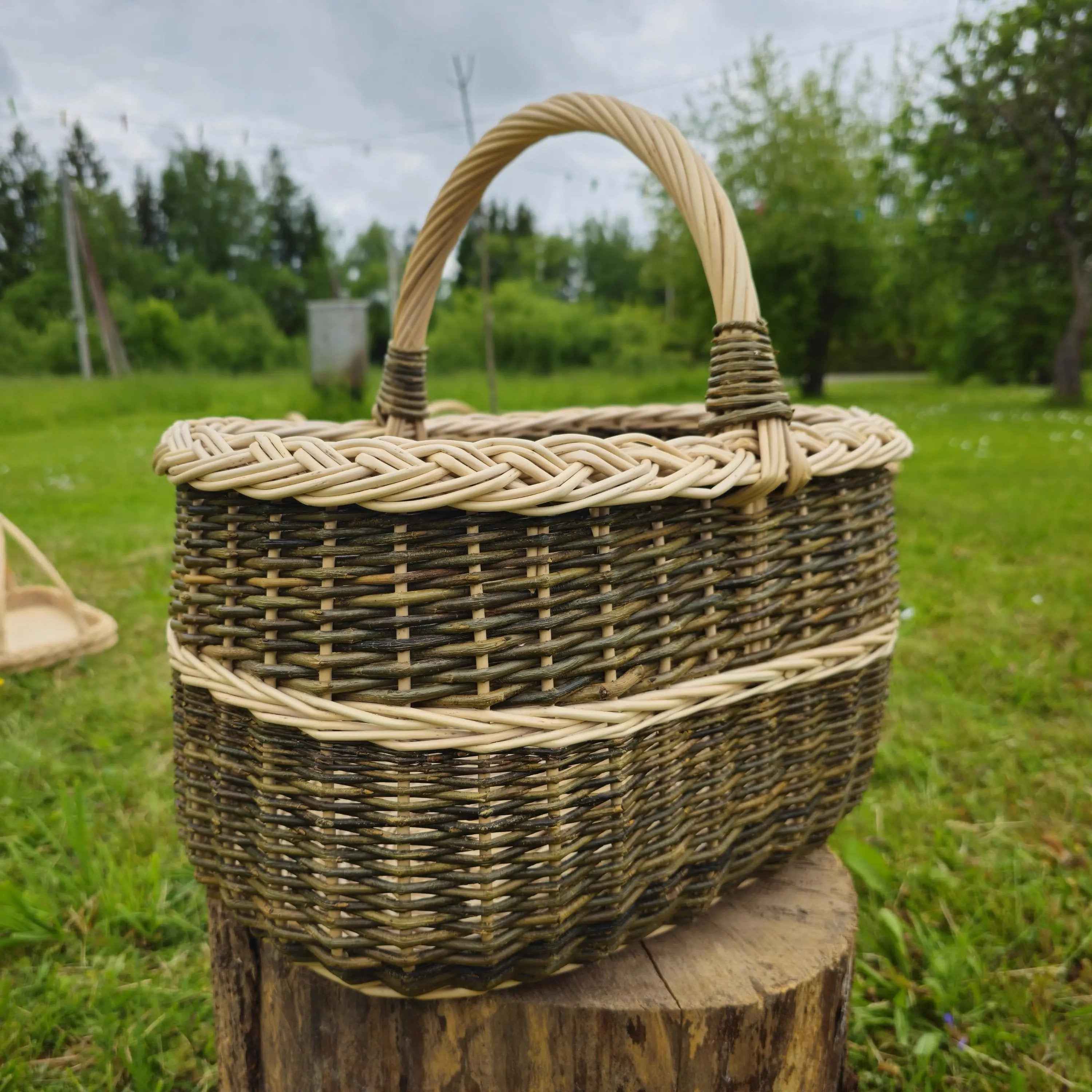 Wicker basket 009b - NaturelyWoven wicker - handmade