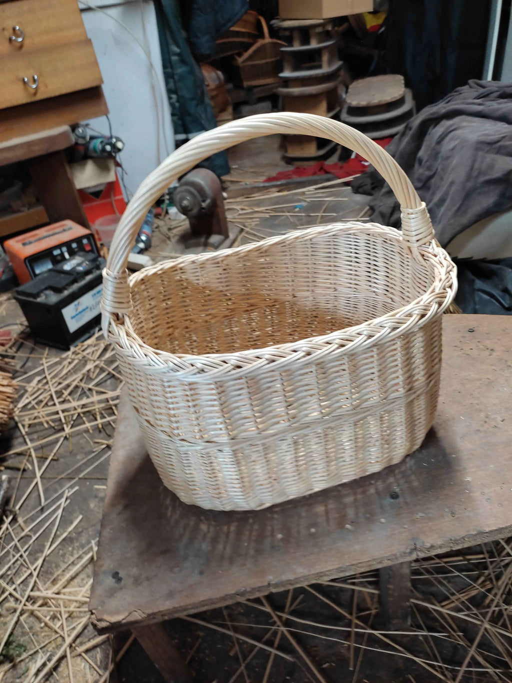 Wicker basket 009b - NaturelyWoven wicker - handmade
