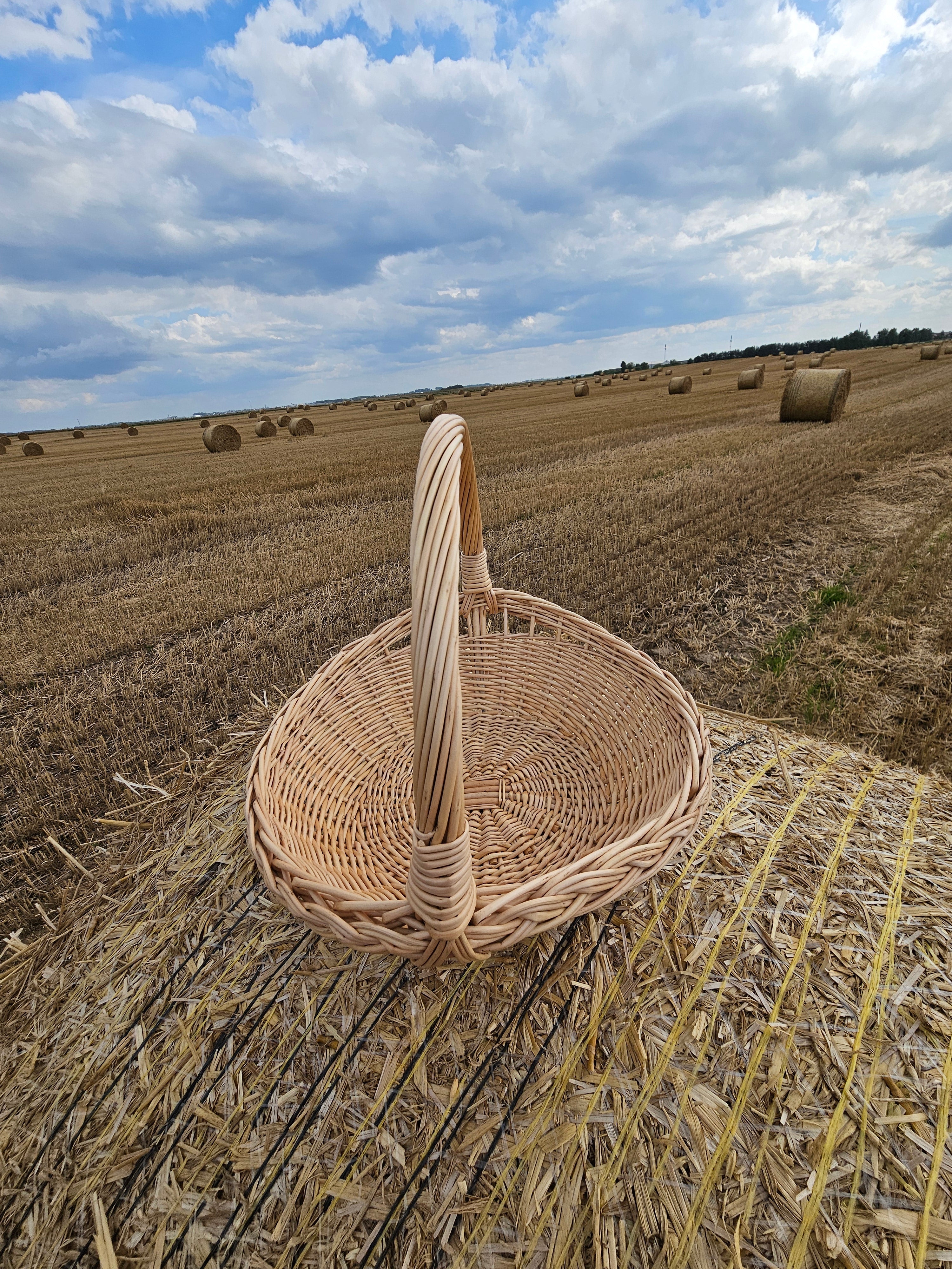 Handmade Wicker Basket – Rustic Willow Trug for Bread Serving & Garden Gathering - NaturelyWoven