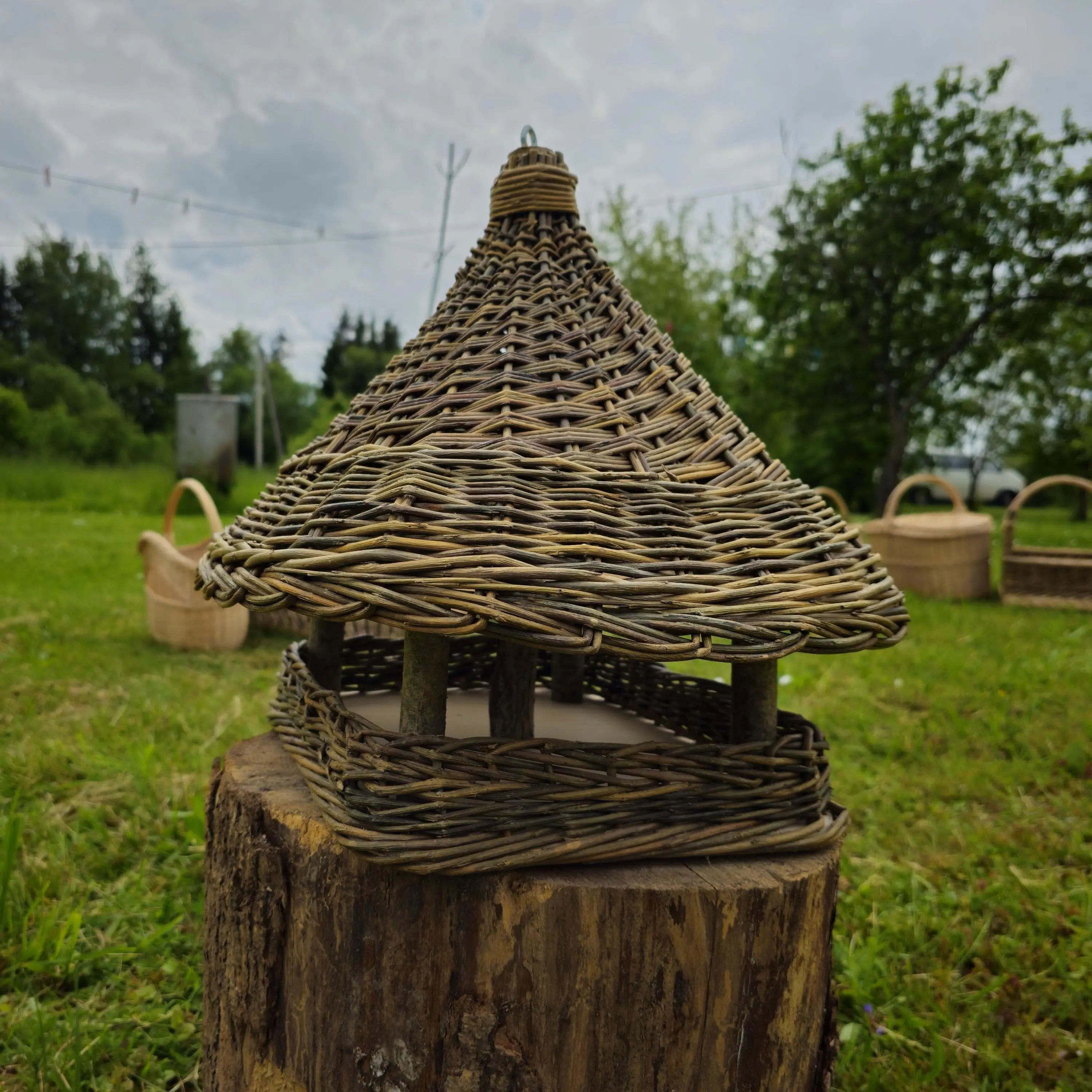 Handmade Wicker Bird Feeder – Rustic Willow Garden Feeder with Roof - NaturelyWoven