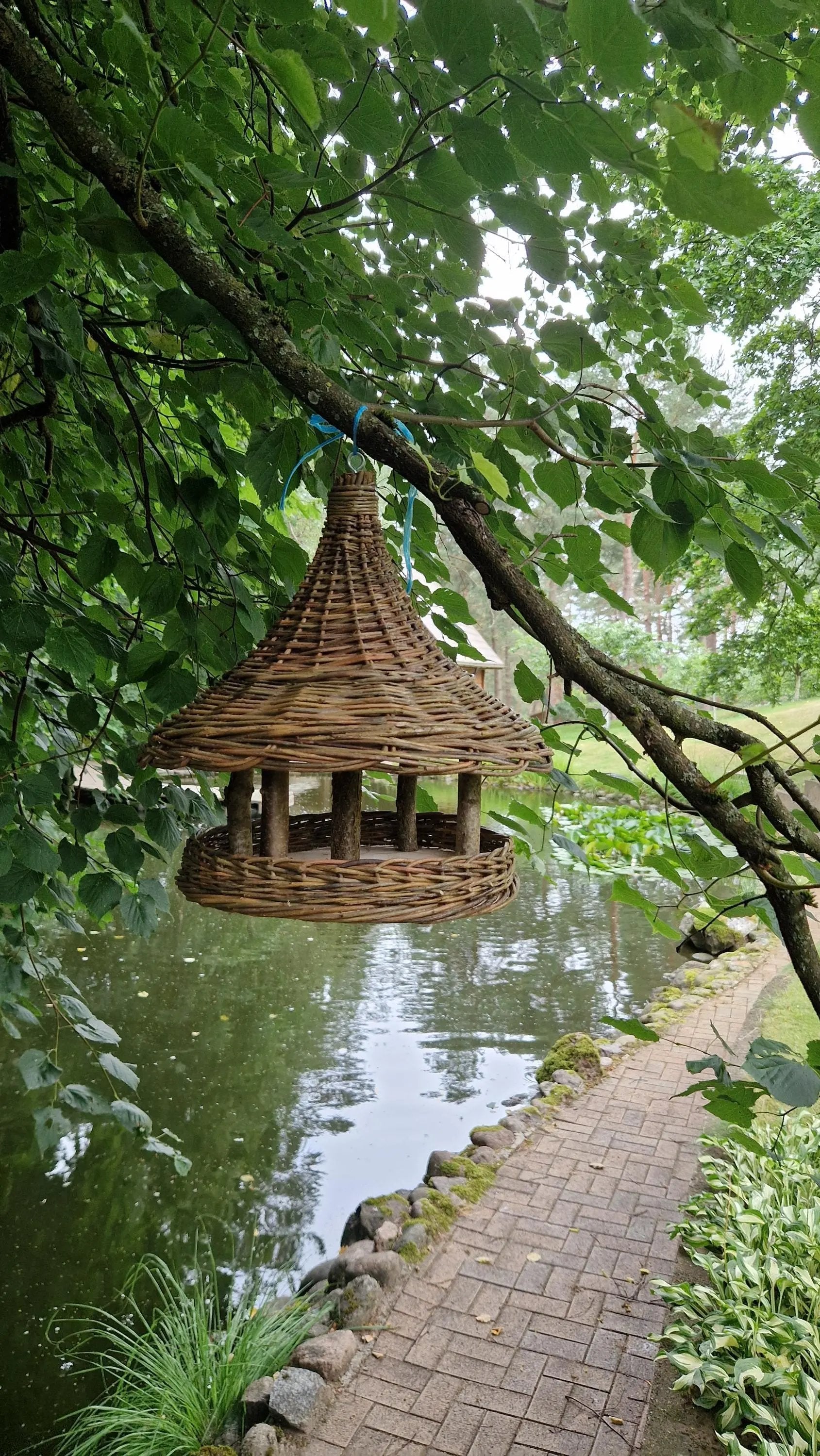 Wicker Bird Feeder - Hanging Willow Roof Garden Feeder - NaturelyWoven