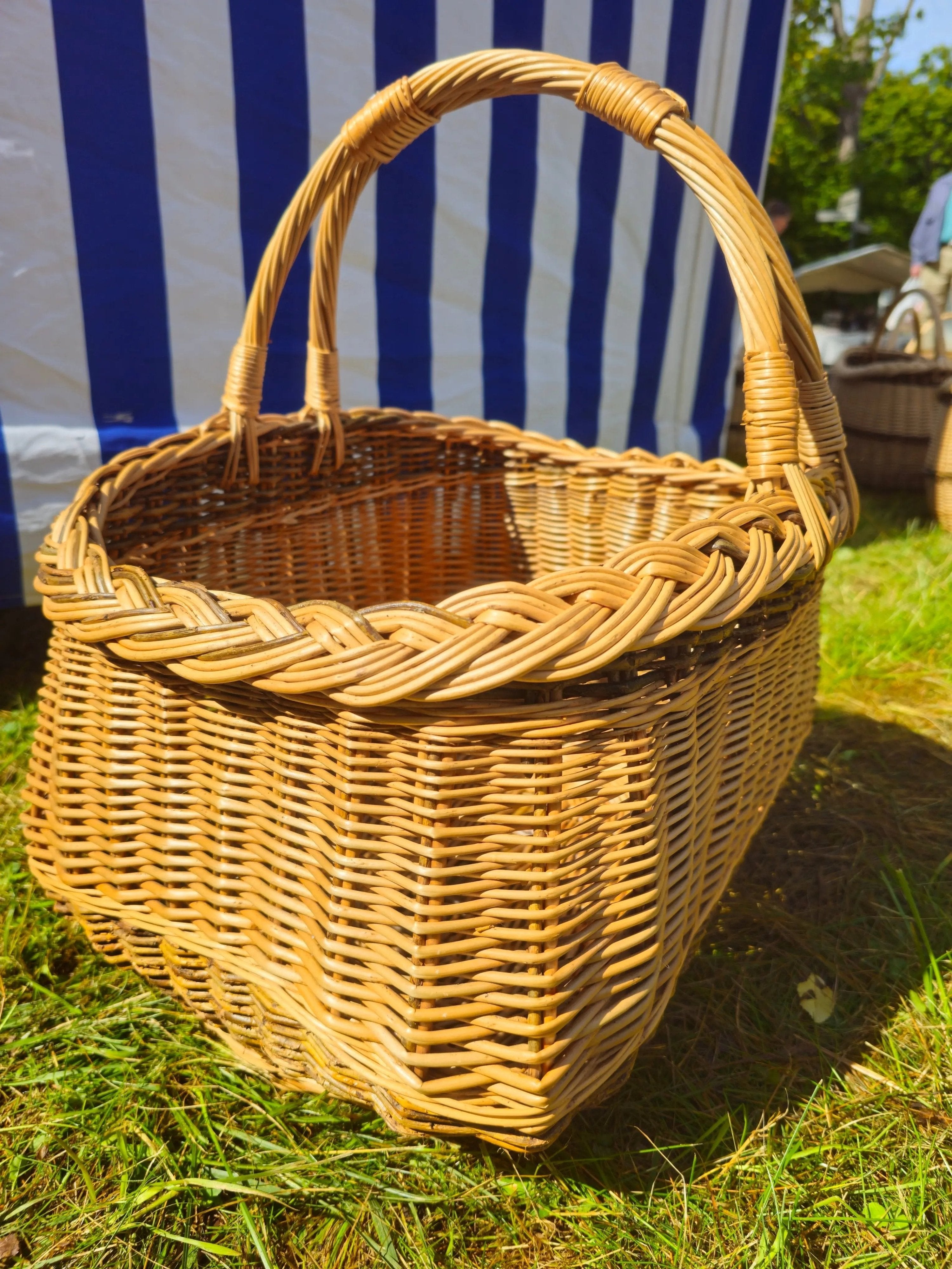 Handmade Wicker Picnic Basket – Rustic Foraging Basket with Handles - NaturelyWoven
