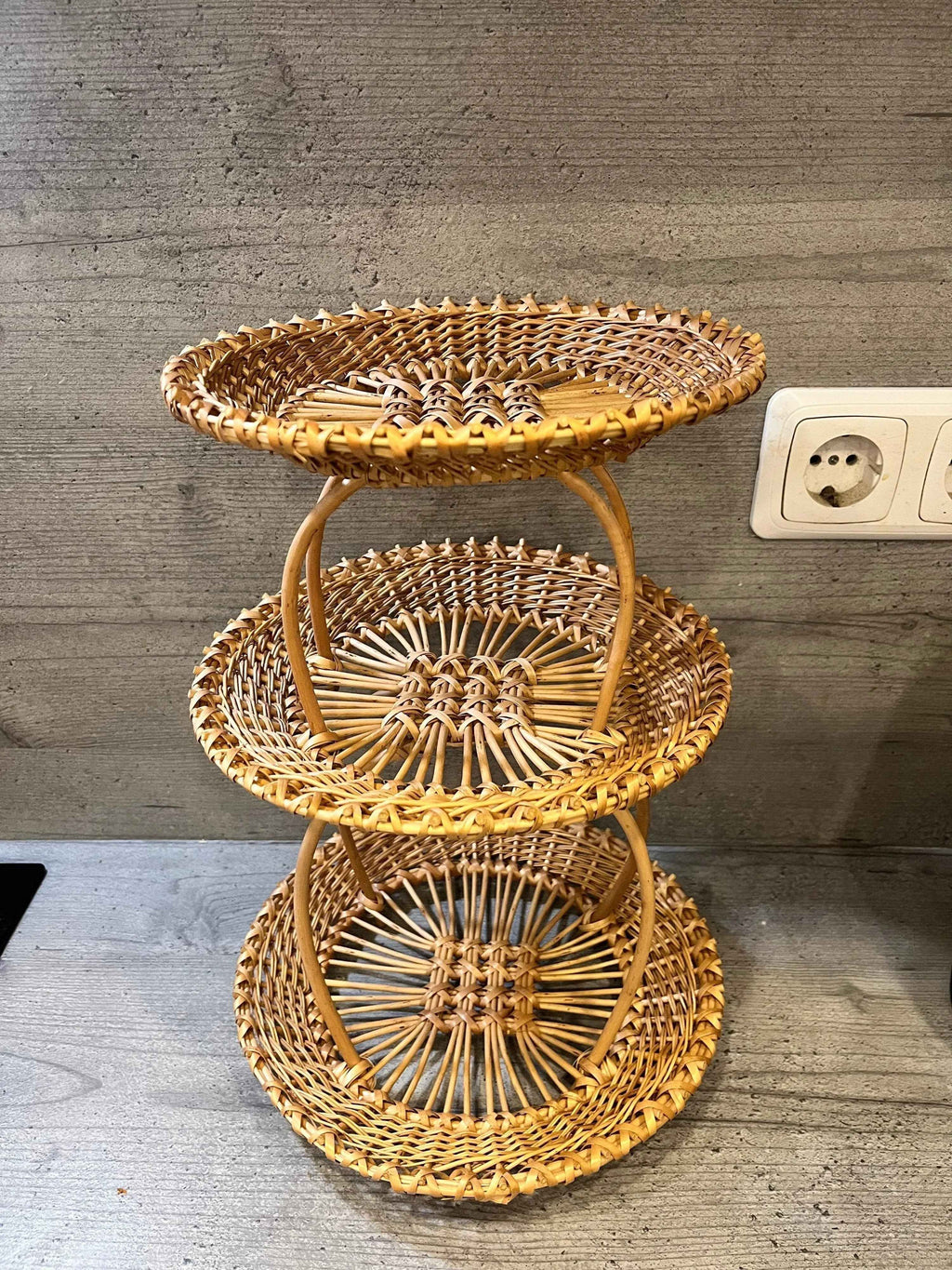 Wicker tray 003r - NaturelyWoven wicker - handmade