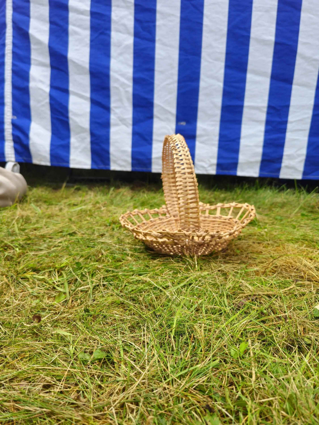 Wicker tray 005r - NaturelyWoven wicker - handmade