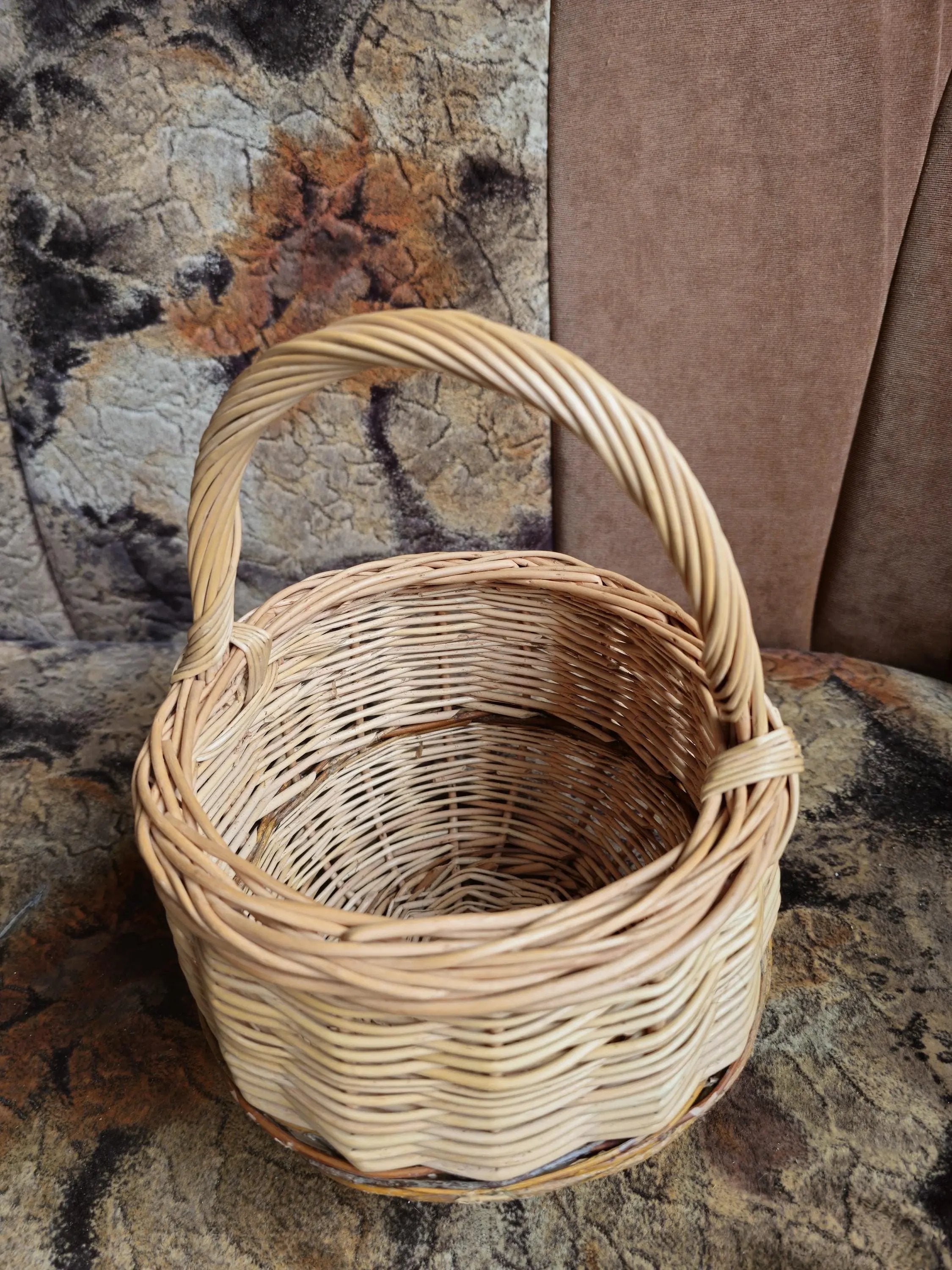 Rustic Round Wicker Garden Produce Basket with Handle - NaturelyWoven