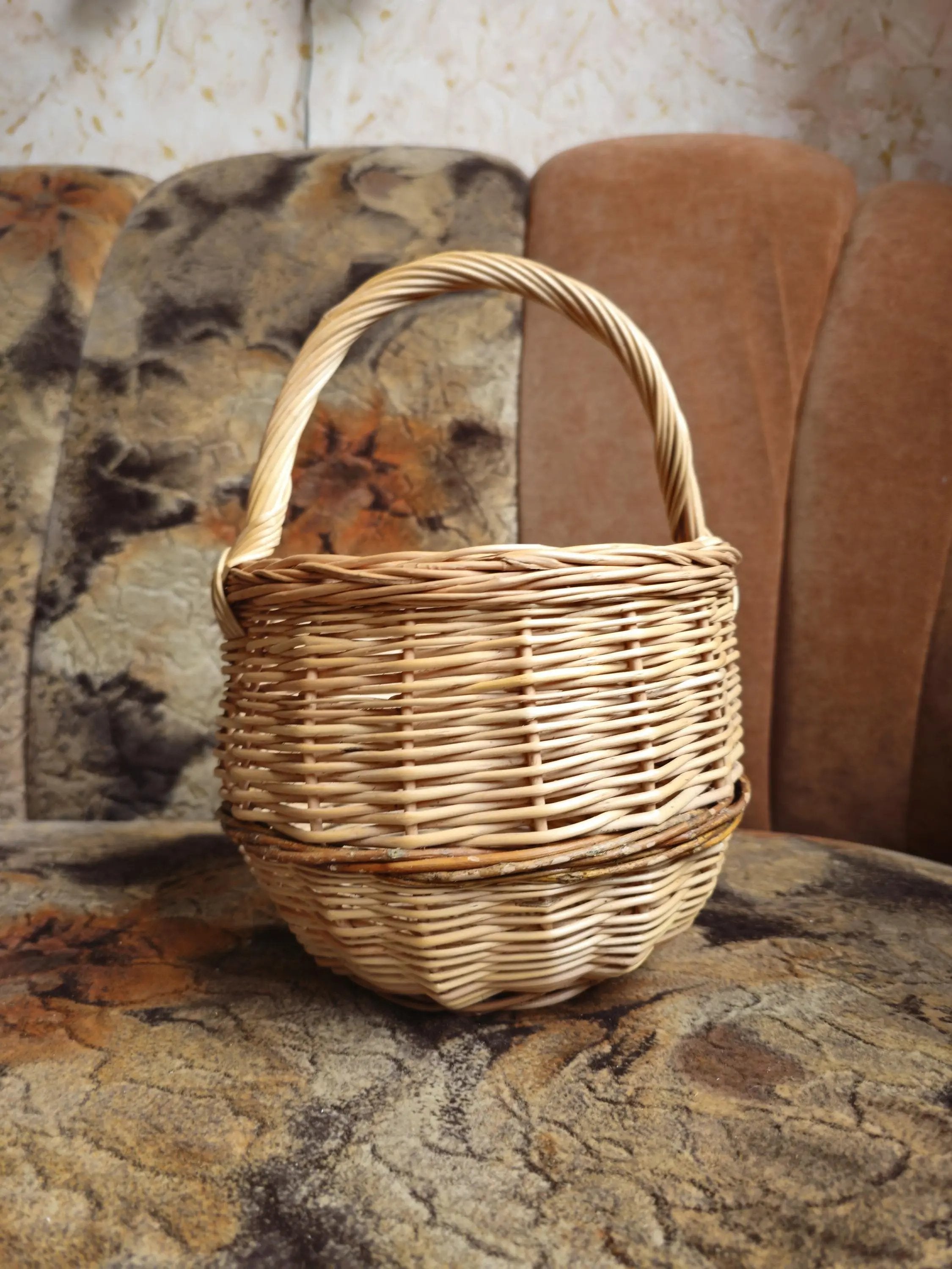 Rustic Round Wicker Garden Produce Basket with Handle - NaturelyWoven