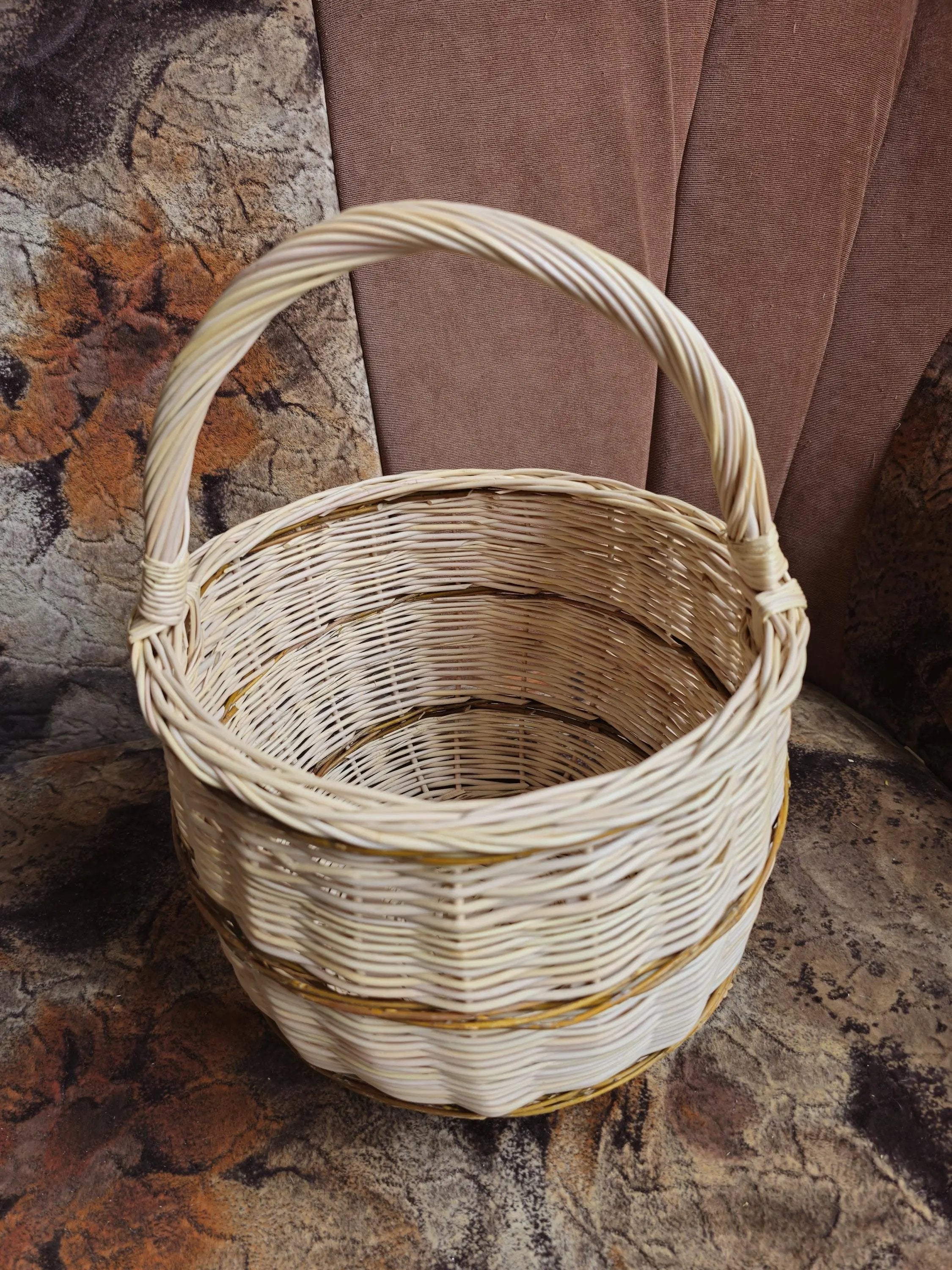 Rustic Natural Willow Foraging Basket - Handwoven Wicker Basket - NaturelyWoven