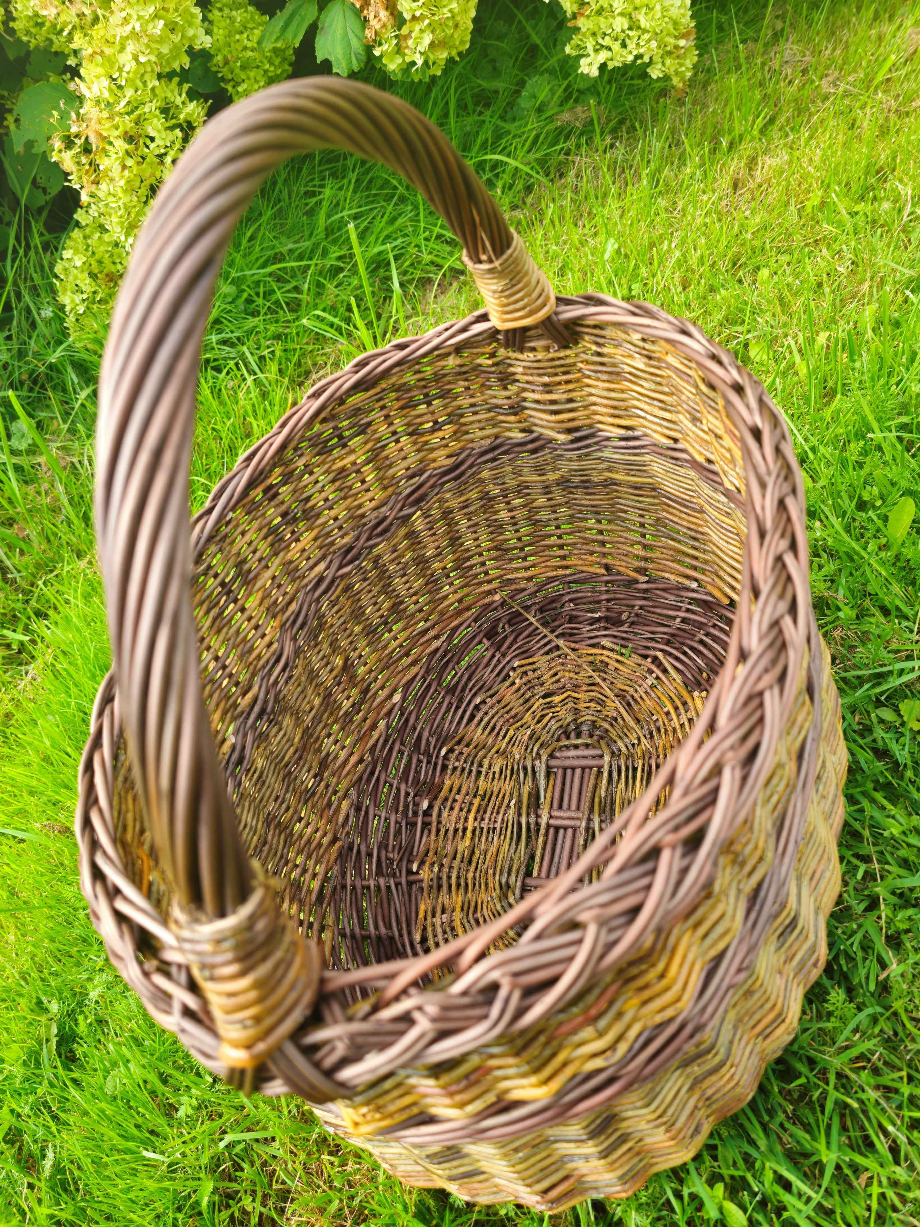 Wicker basket 037b - NaturelyWoven wicker - handmade