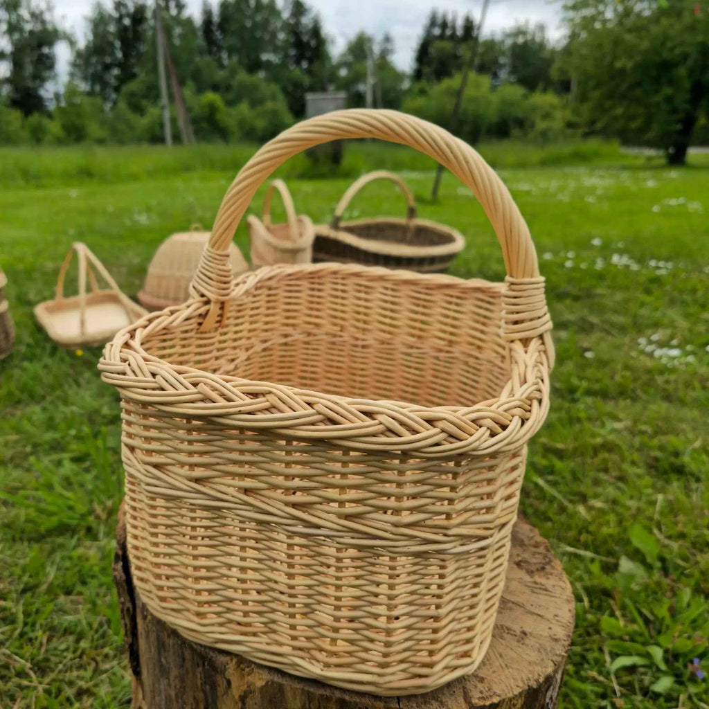 Willow basket 005b - NaturelyWoven wicker - handmade