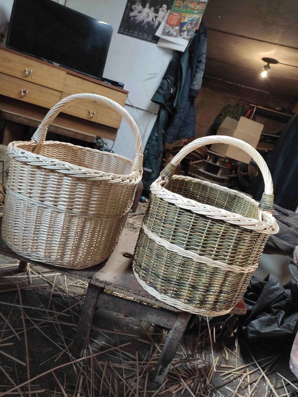 Willow basket 005b - NaturelyWoven wicker - handmade