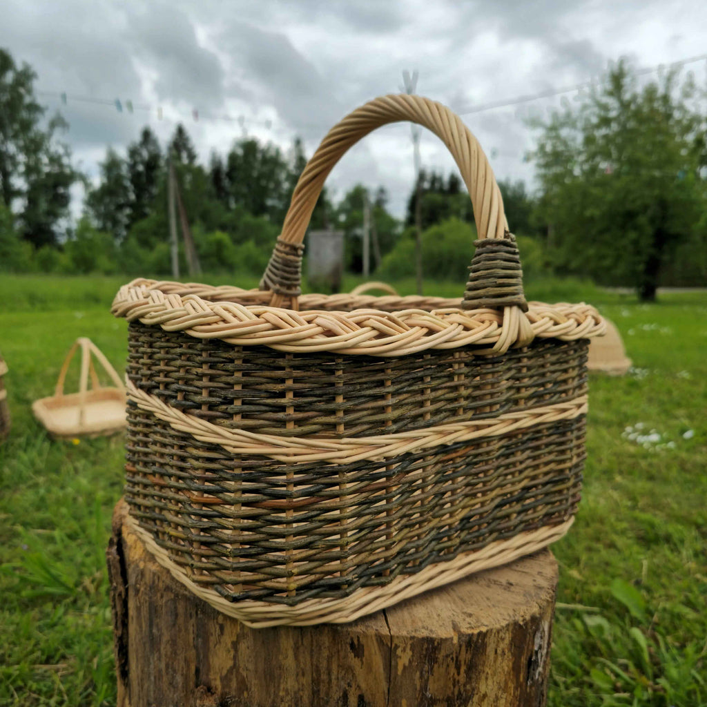 Willow basket 005b - NaturelyWoven wicker - handmade