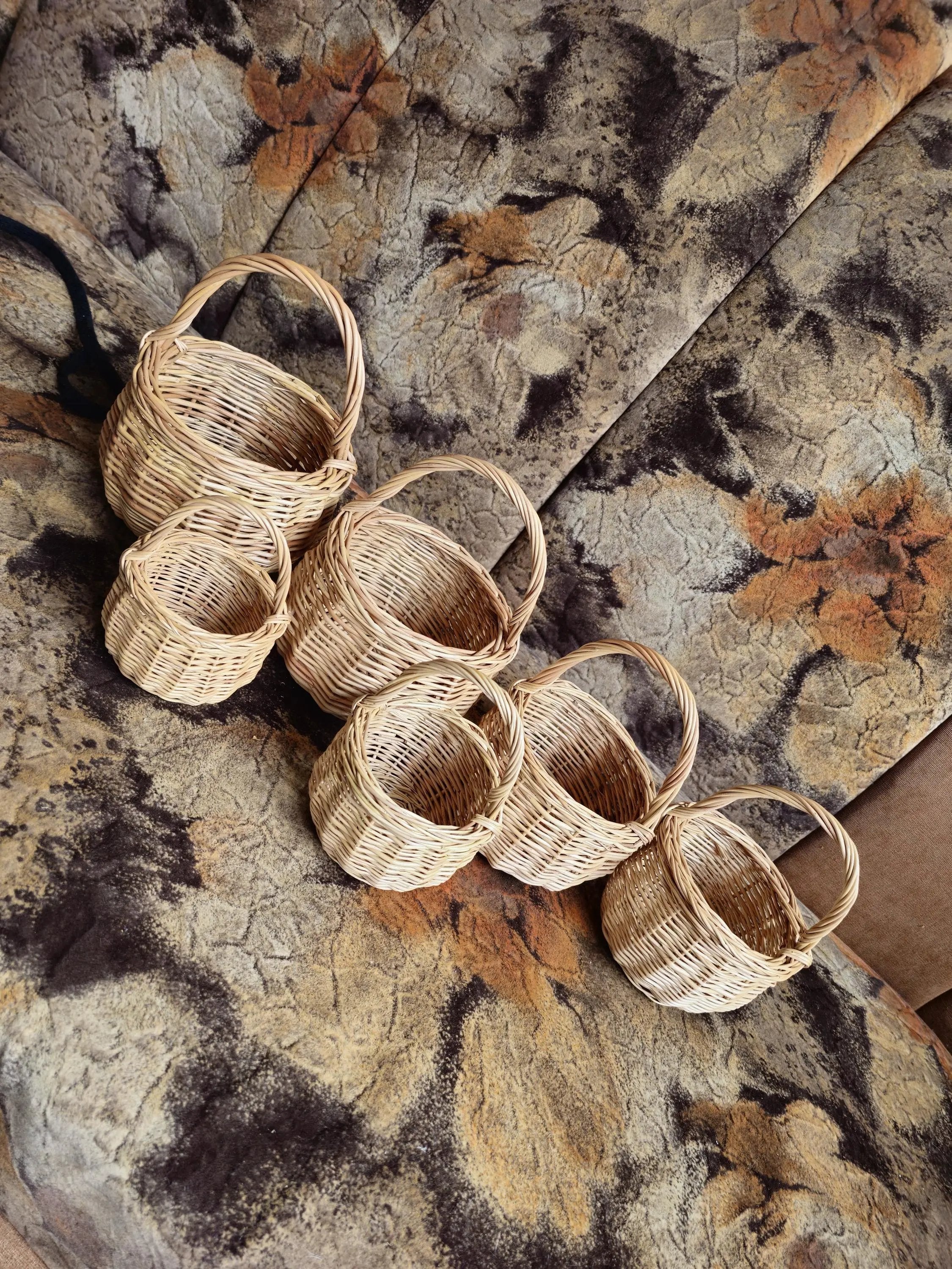 Handwoven Willow Basket - Small Woven Berry Picking Basket with Handle - NaturelyWoven