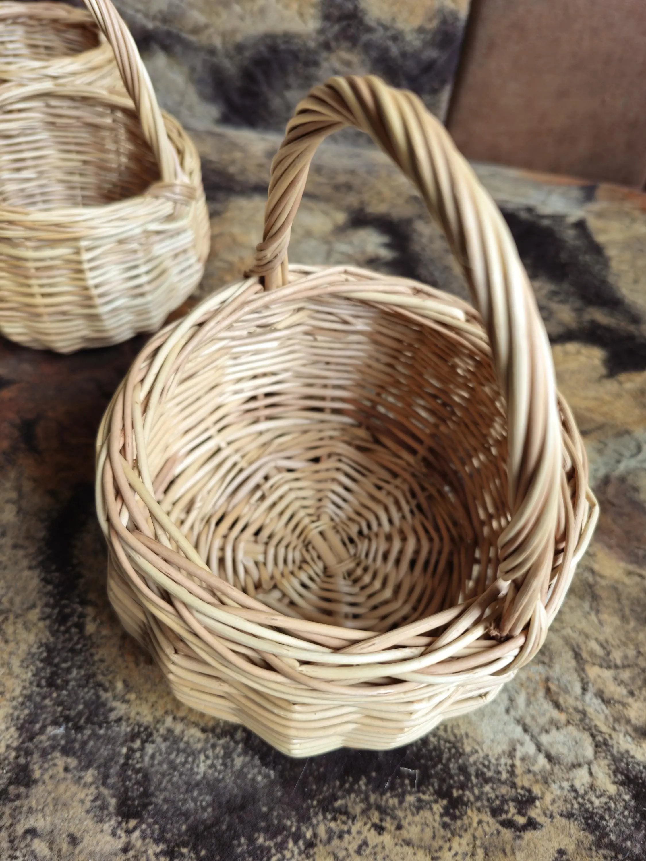 Handwoven Willow Basket - Small Woven Berry Picking Basket with Handle - NaturelyWoven