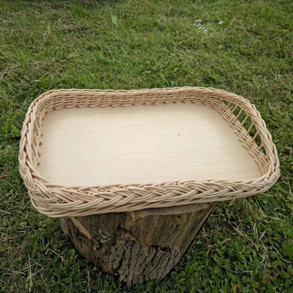 Padėklas su ažūriniu pynimu ir pinta juosta, Gold/Brown / Light — rankų darbo vytelių padėklas