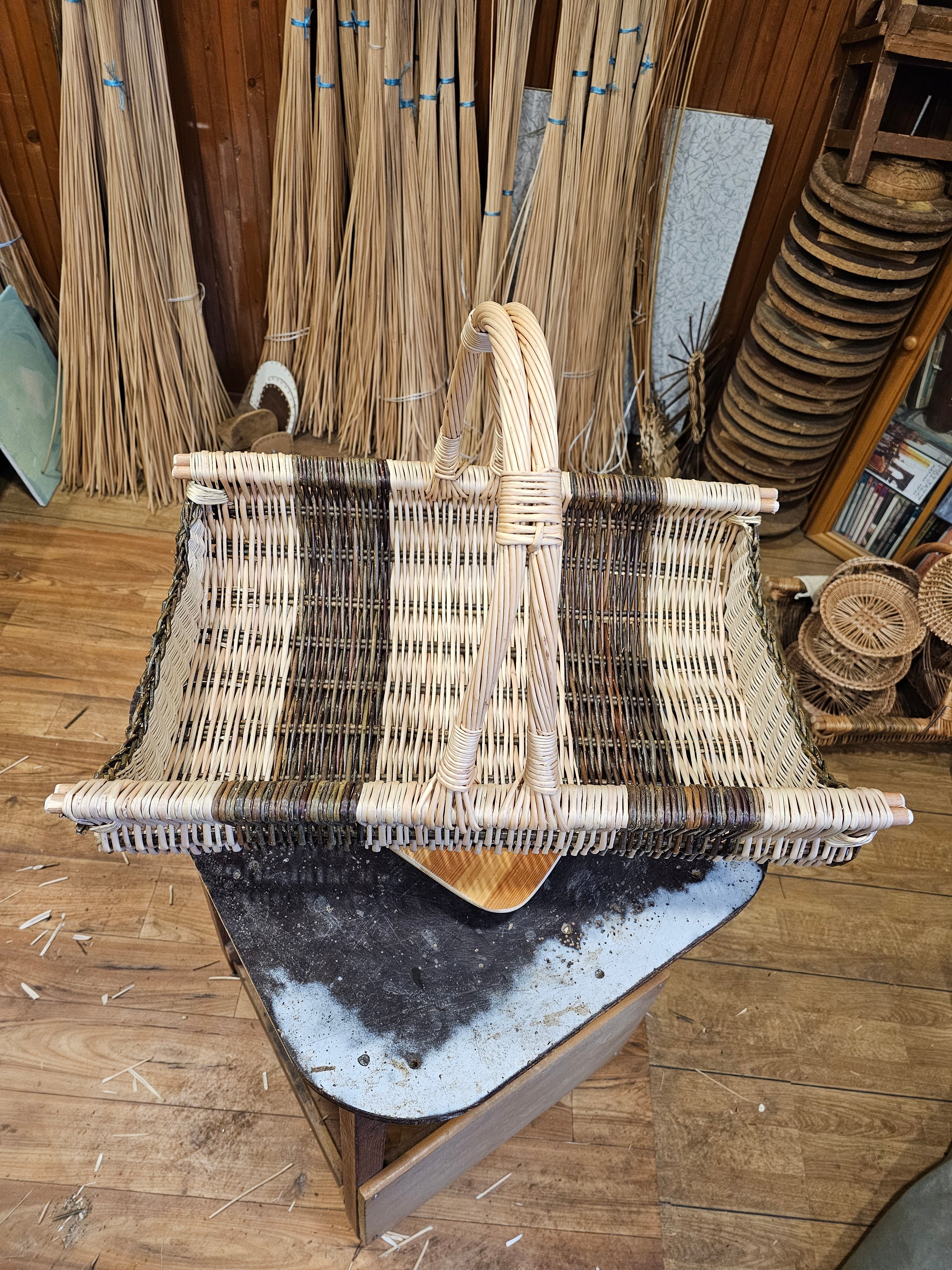 Large firewood basket 039r - NaturelyWoven