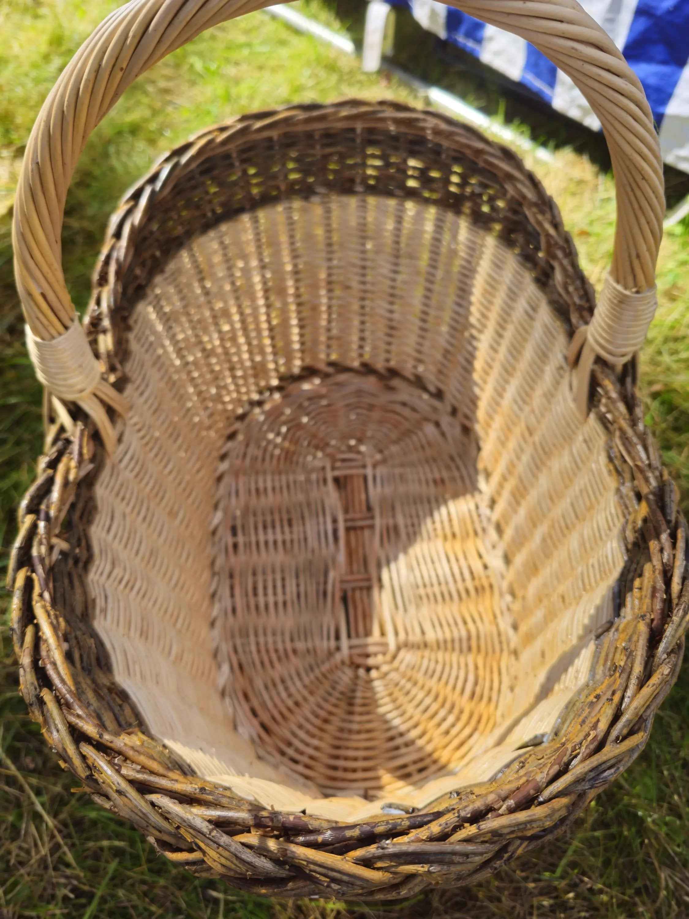 Didelė sandėliavimo pintinė su rankena — vytelių pintinė, 2 nuotrauka