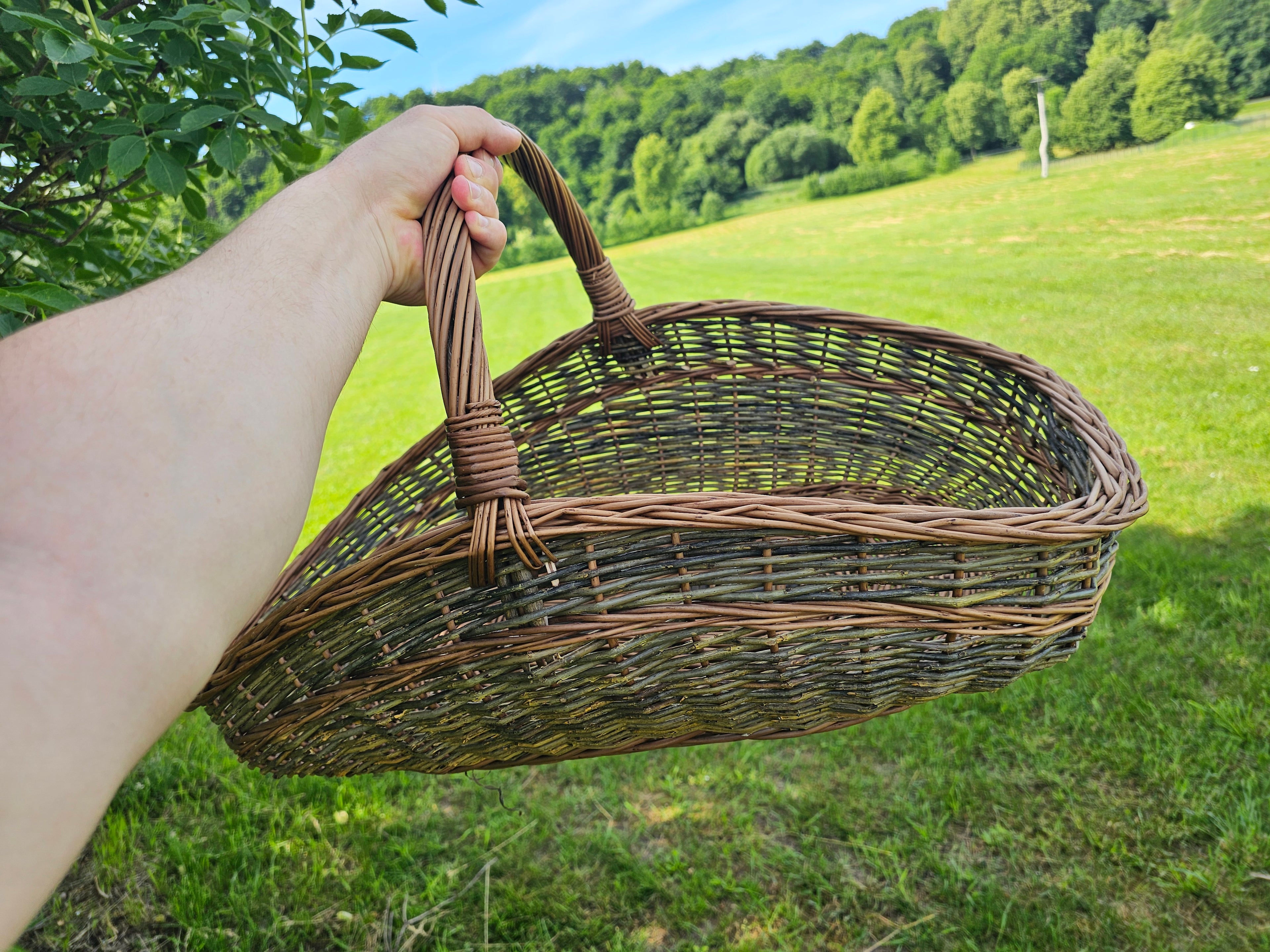 Didelė sodo pintinė iš nežievintos vytelės — vytelių pintinė, 6 nuotrauka
