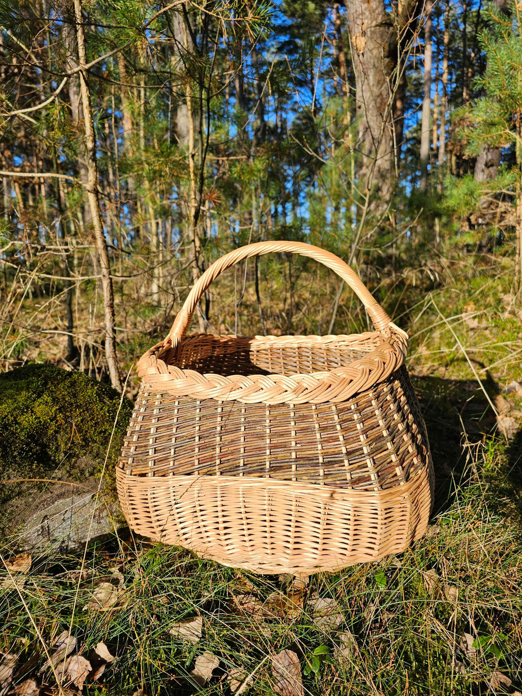 Wicker basket 017r - NaturelyWoven wicker - handmade