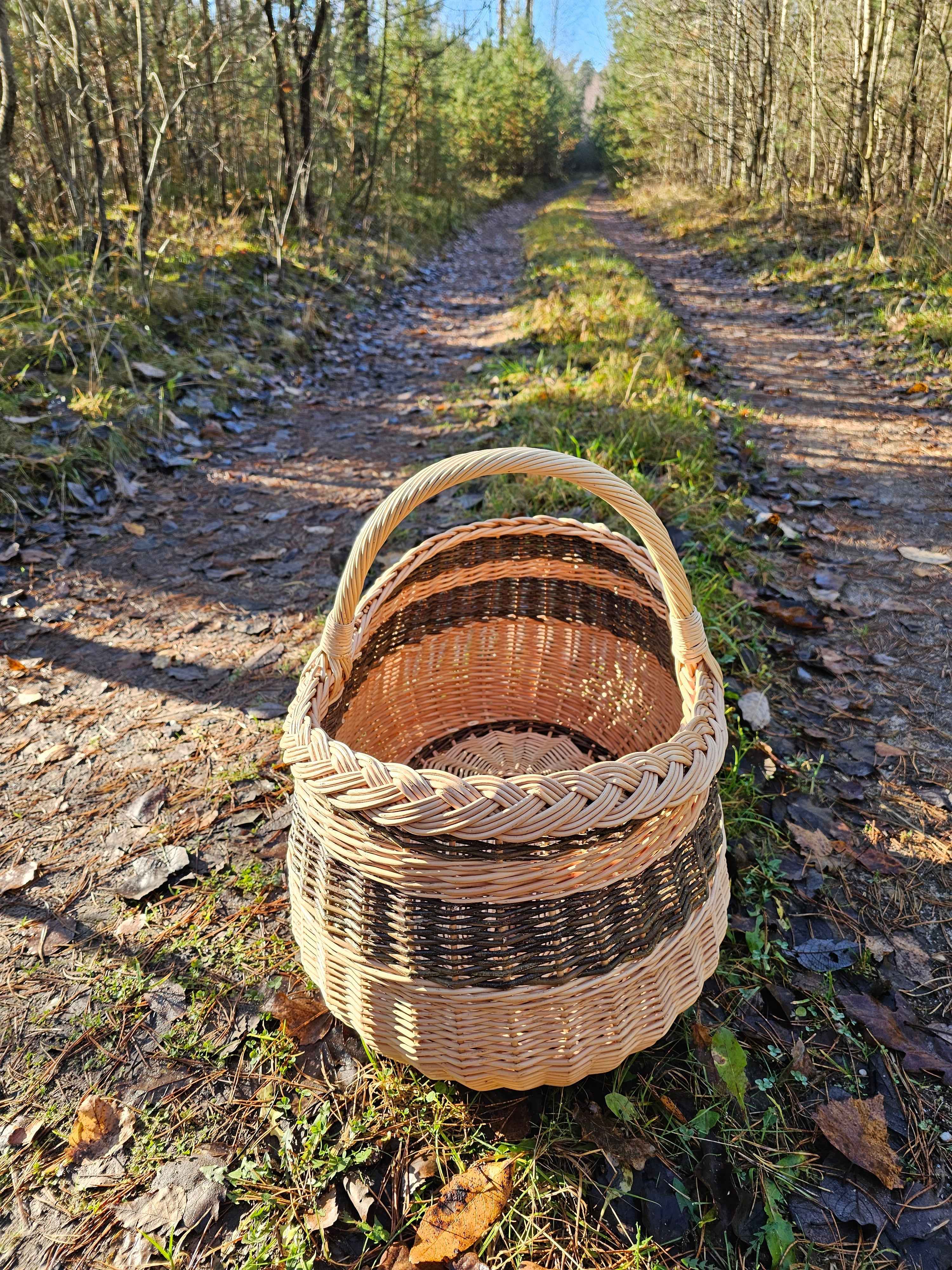 Wicker basket 030r - NaturelyWoven wicker - handmade