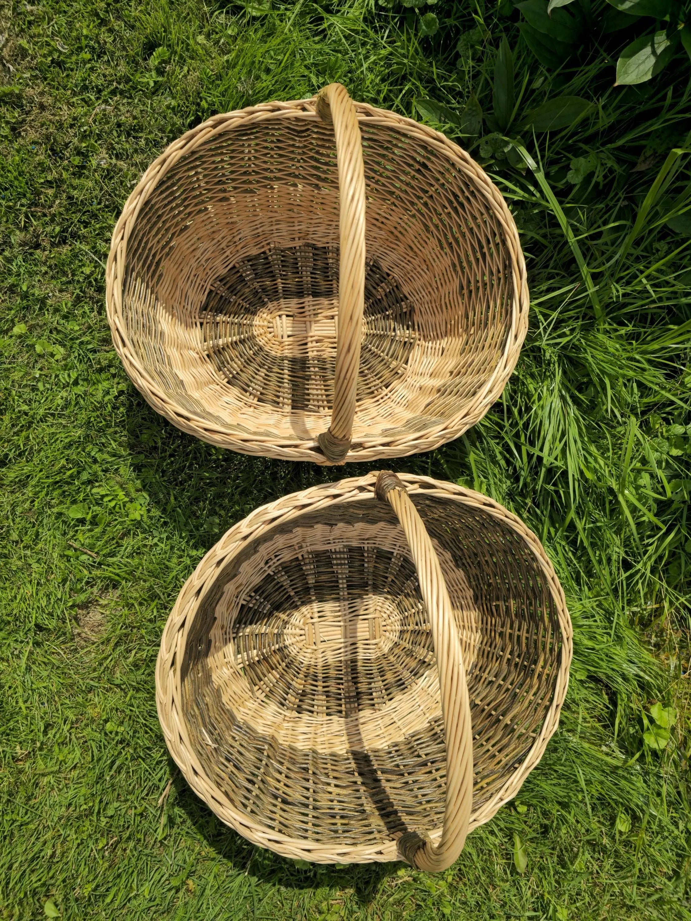 Large Wicker Basket – Durable Willow Storage Basket with Sturdy Handle - NaturelyWoven