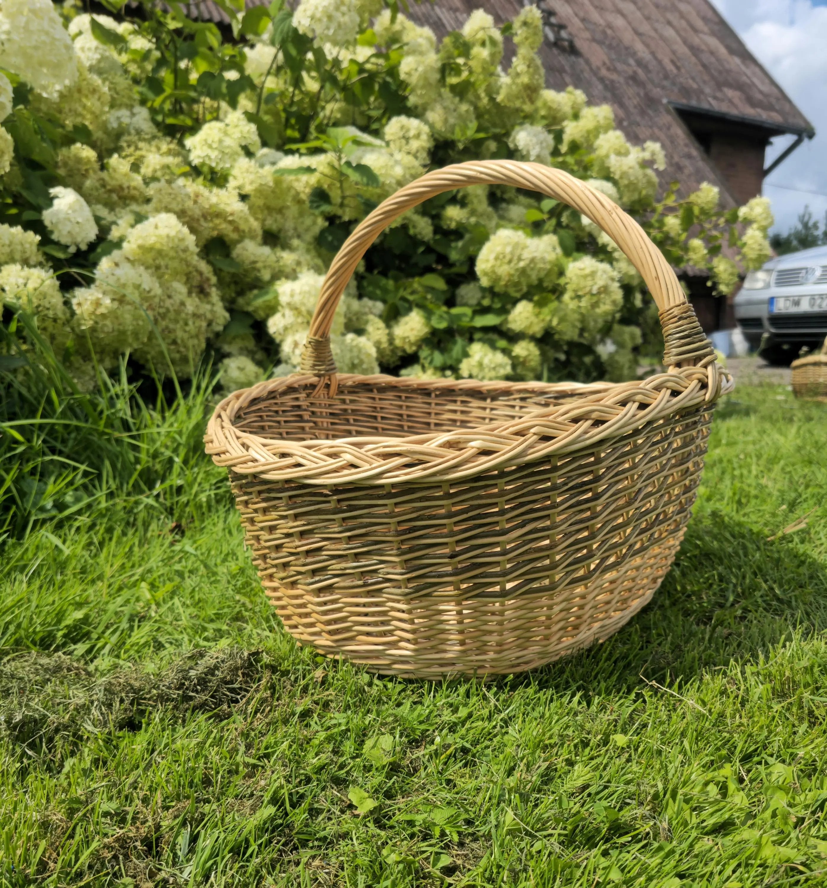 Large Wicker Basket – Durable Willow Storage Basket with Sturdy Handle - NaturelyWoven