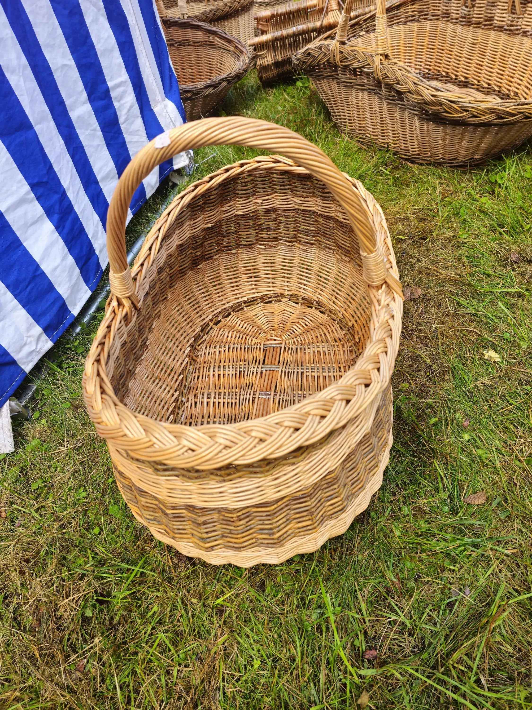 Wicker basket 030r - NaturelyWoven wicker - handmade