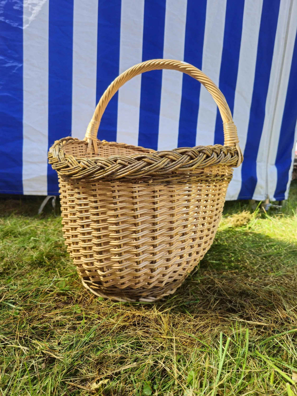 Wicker basket 013r - NaturelyWoven wicker - handmade