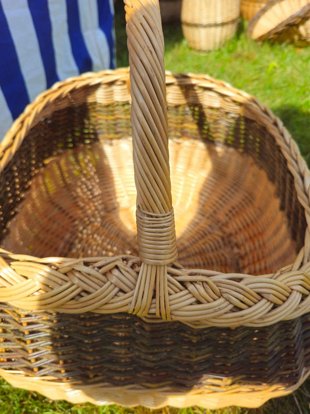 Wicker basket 017r - NaturelyWoven wicker - handmade
