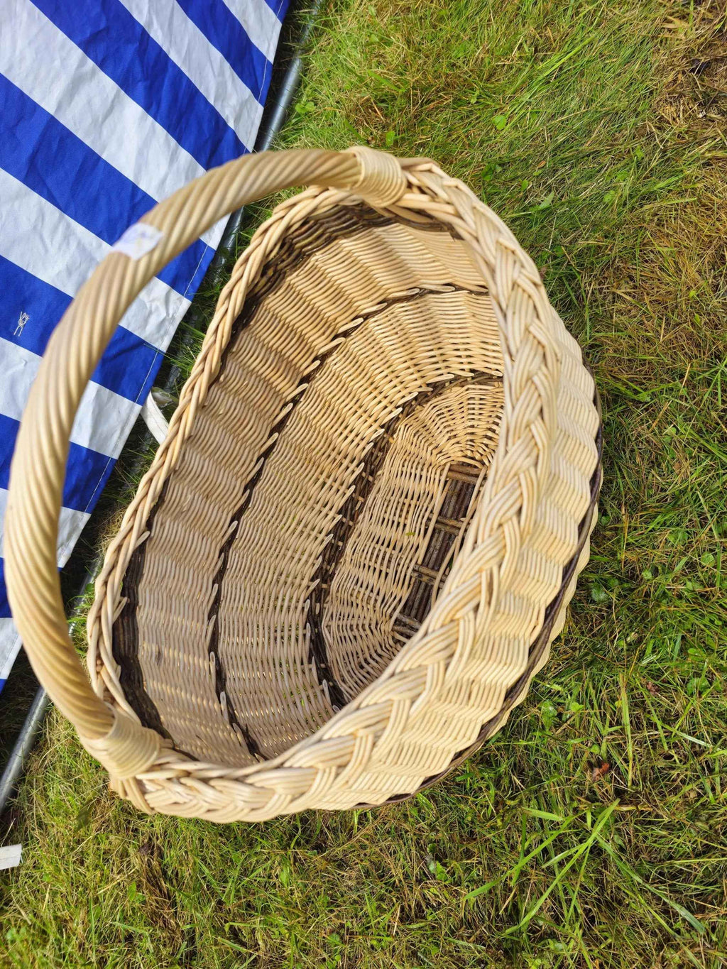 Wicker basket 029r - NaturelyWoven wicker - handmade