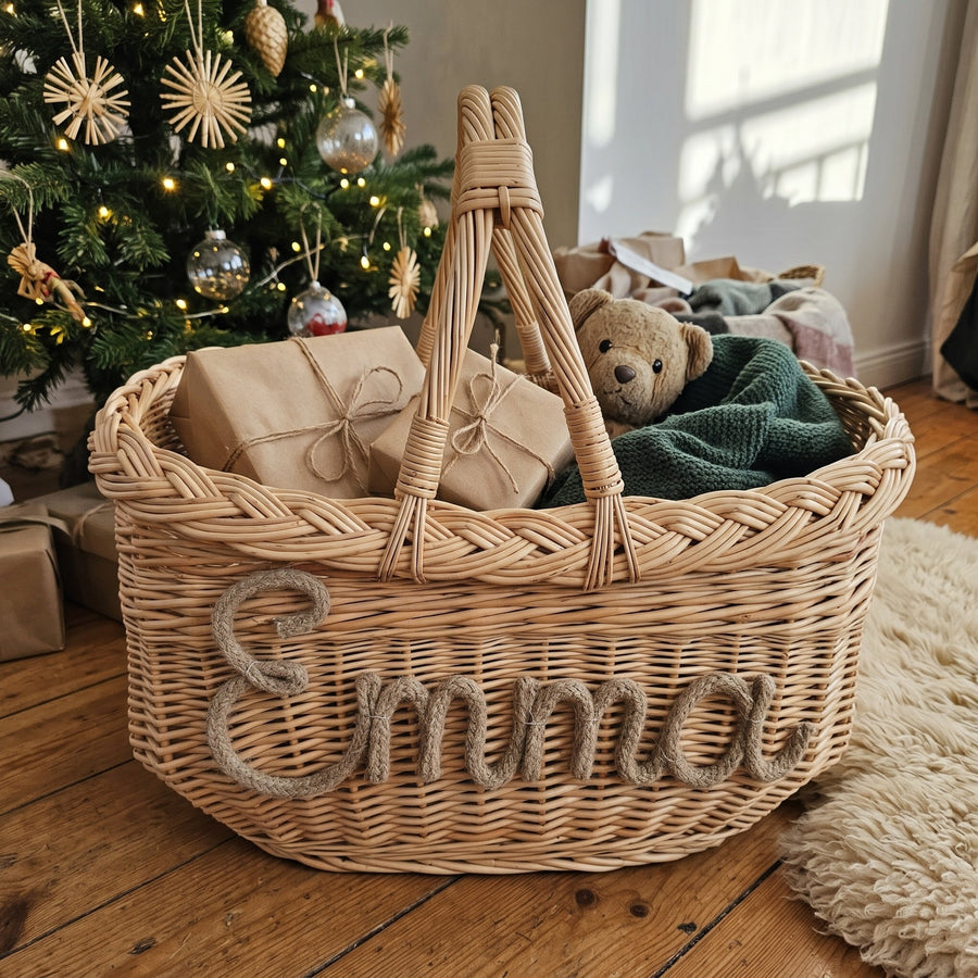 Vytelių pintinė su vardu Emma