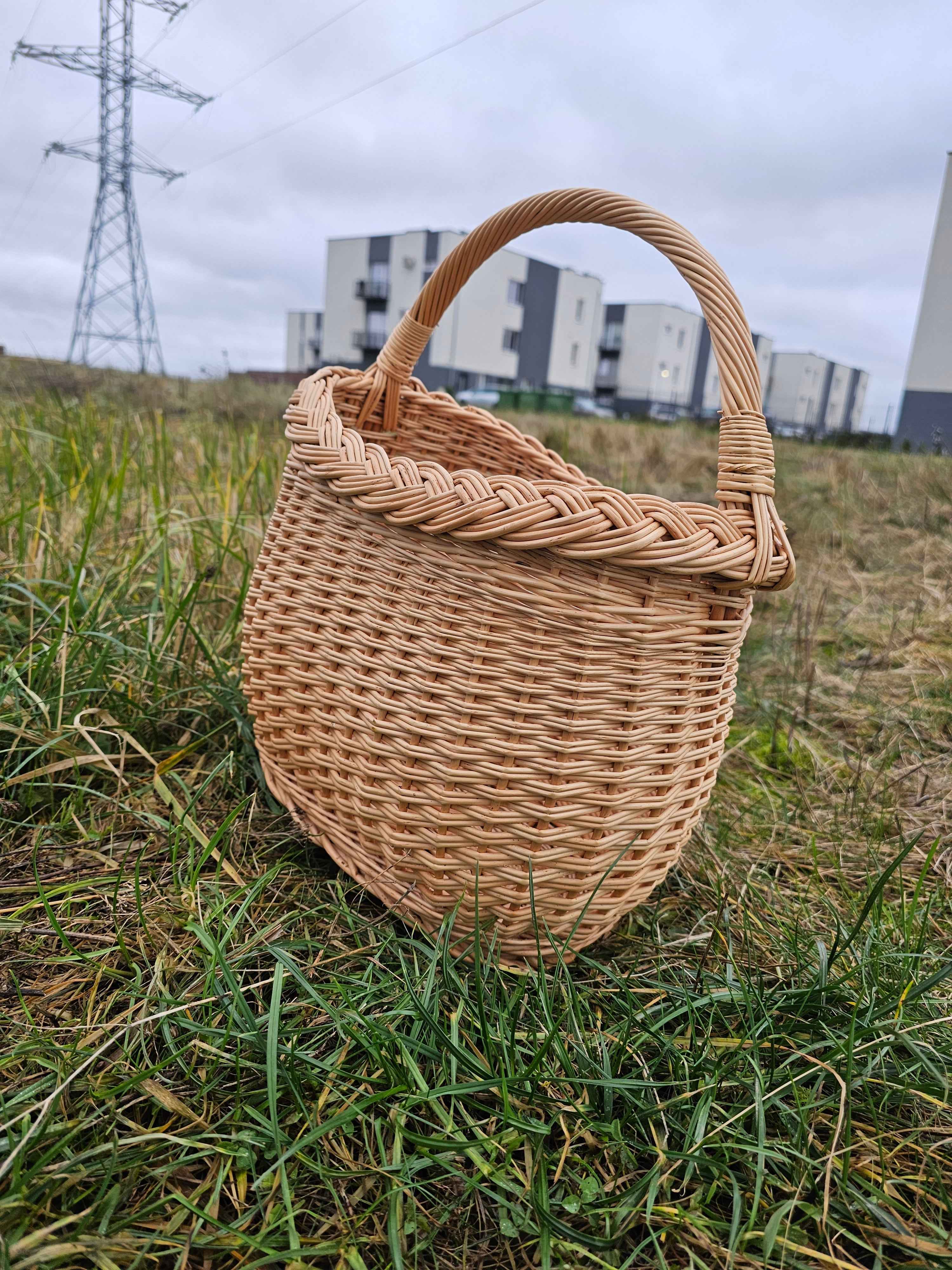 Pintinė — vytelių pintinė, 2 nuotrauka