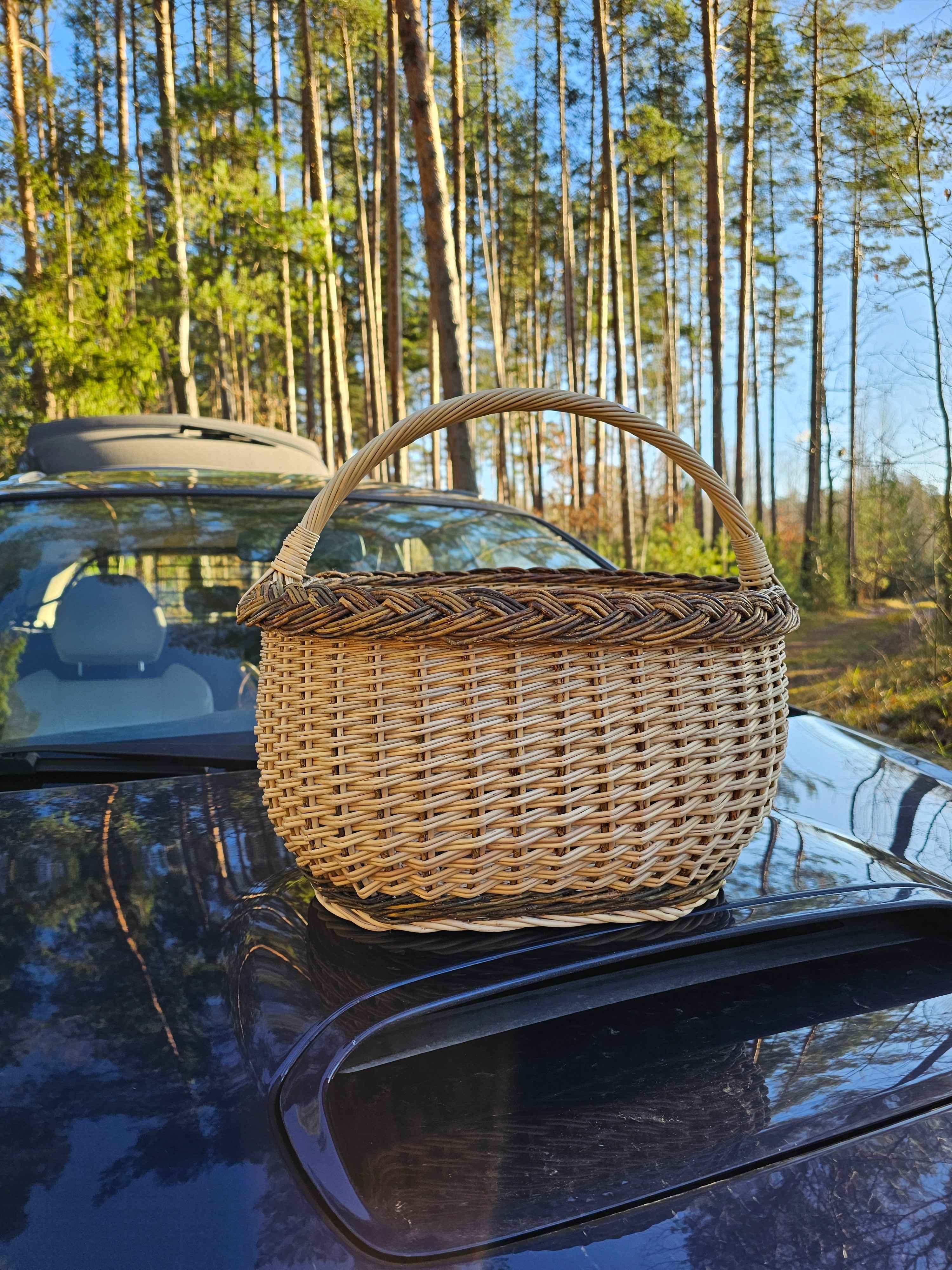 Sodo pintinė su pinta juosta — vytelių pintinė, 9 nuotrauka