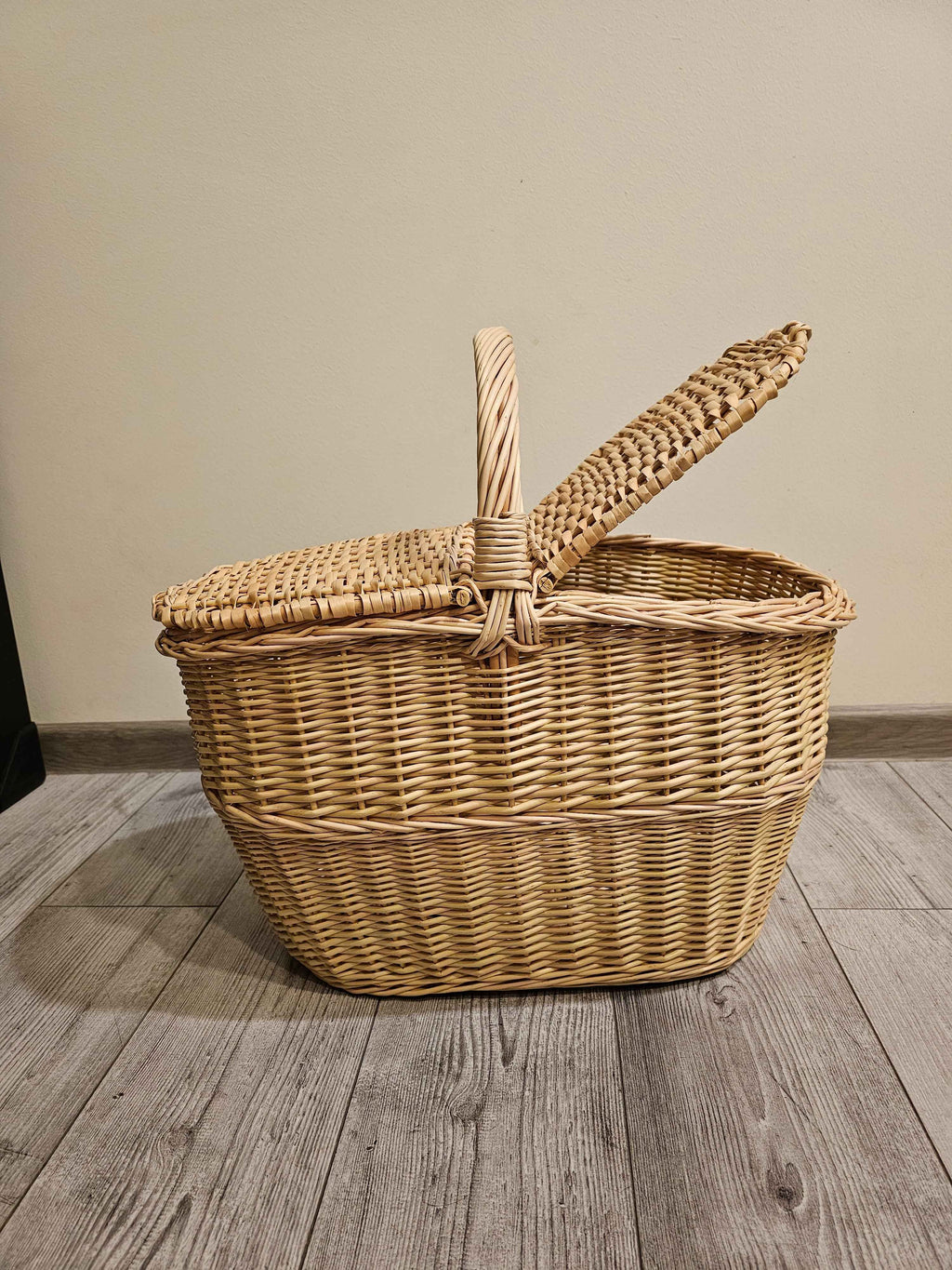 Picnic basket 011b - NaturelyWoven wicker - handmade