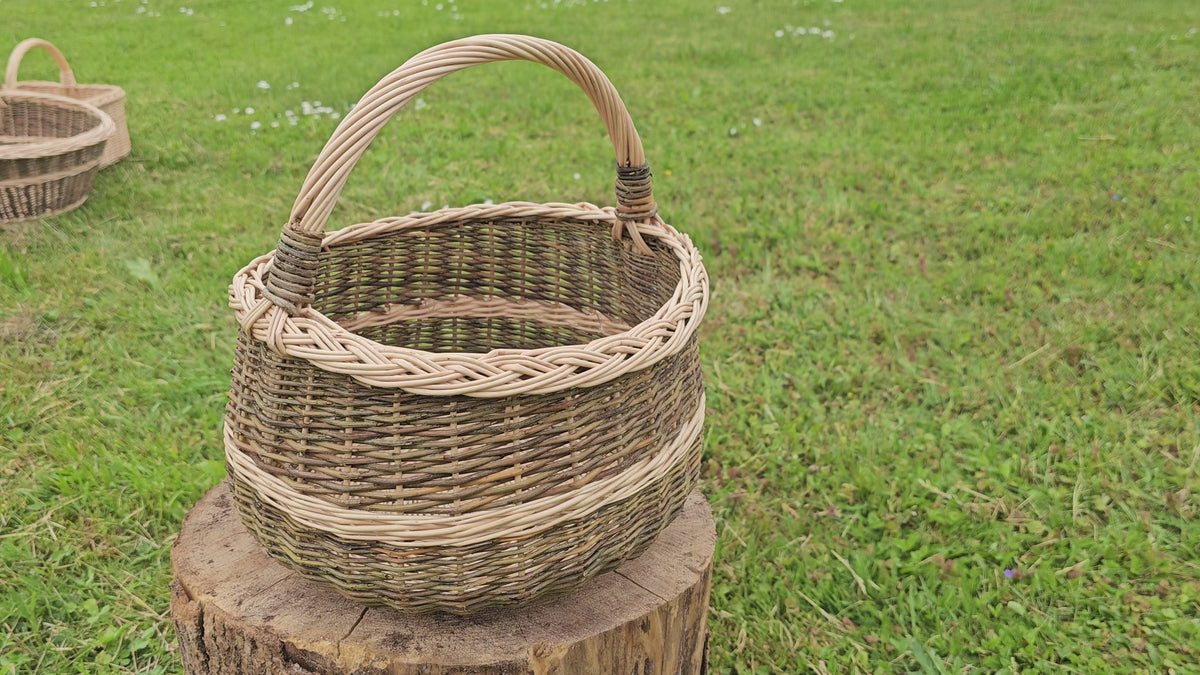 Round Wicker Basket with Handle