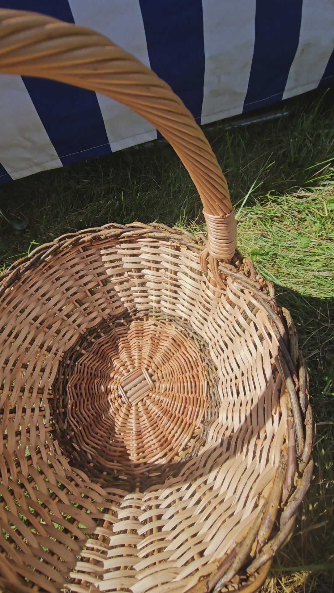 Pinti krepšeliai su tvirta rankena